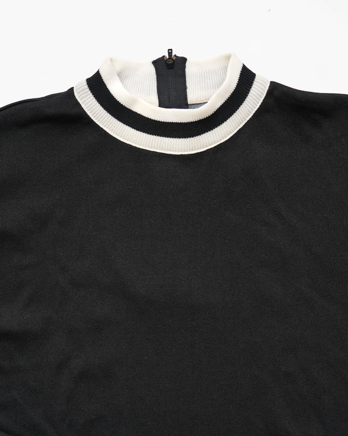 70's Black Top