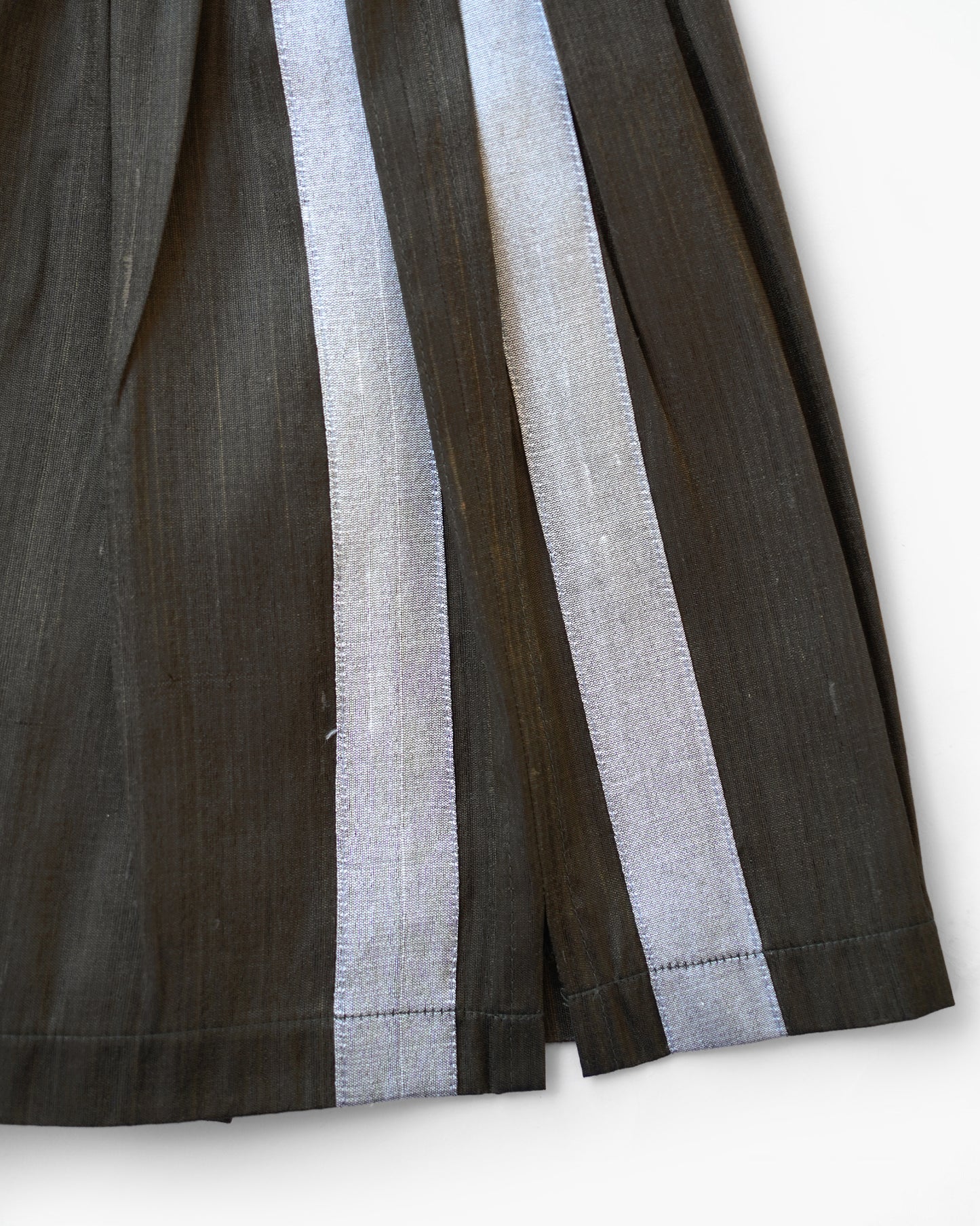 Handwoven Raw Thai Silk Unisex Contrast Shorts