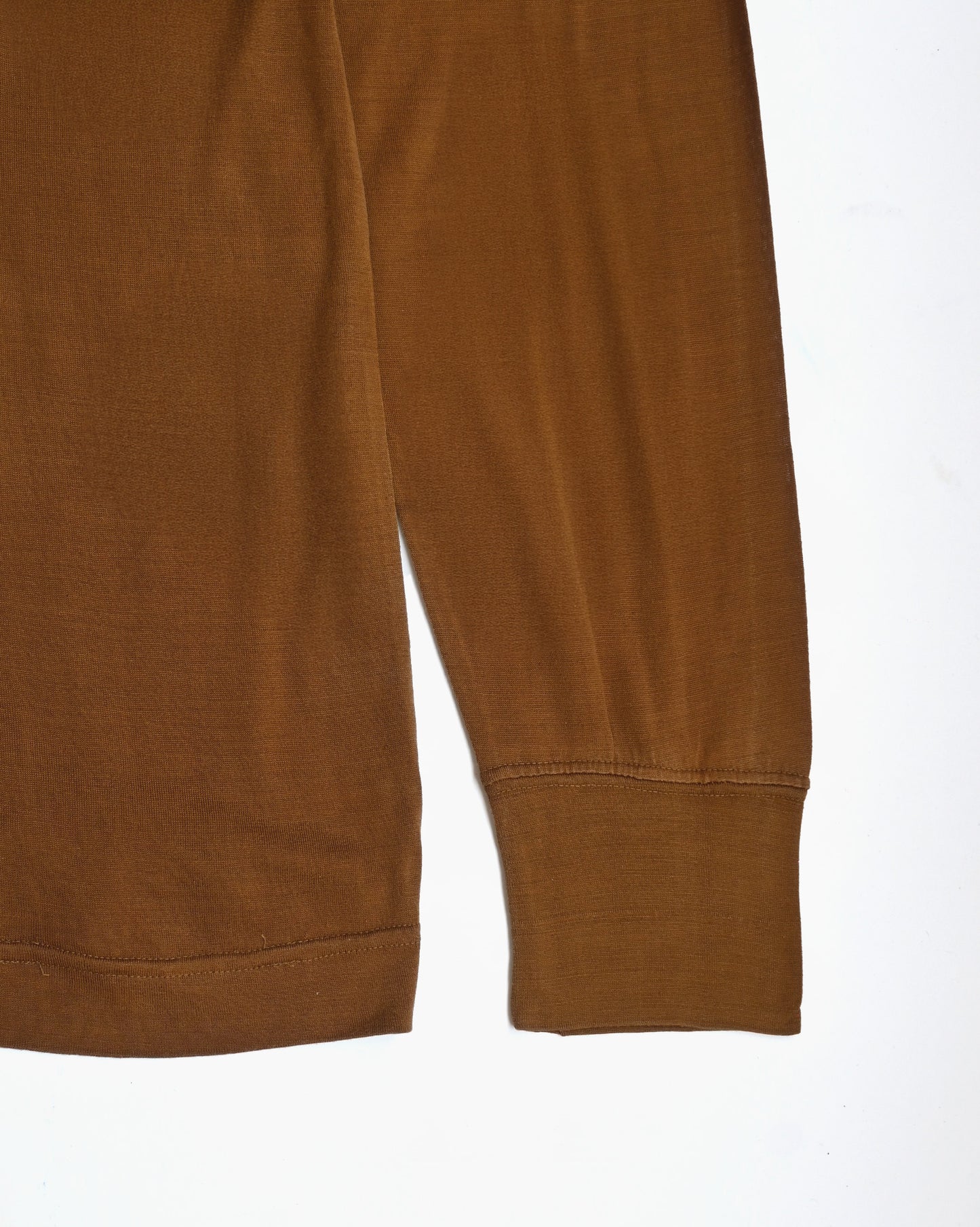 "GOOUCH" 100% Silk Front V T-shirts