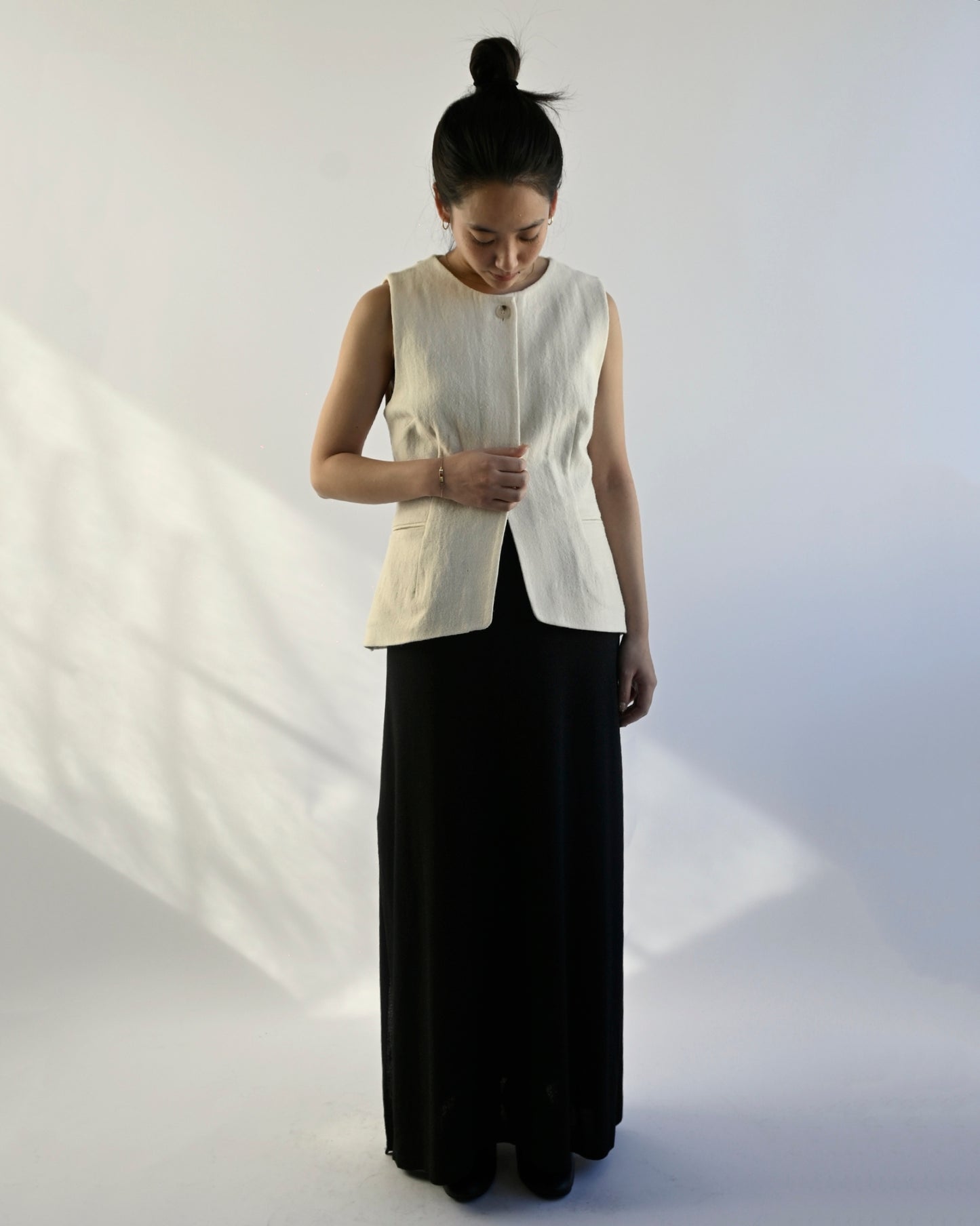 "RUOHAN" White Avonia Vest