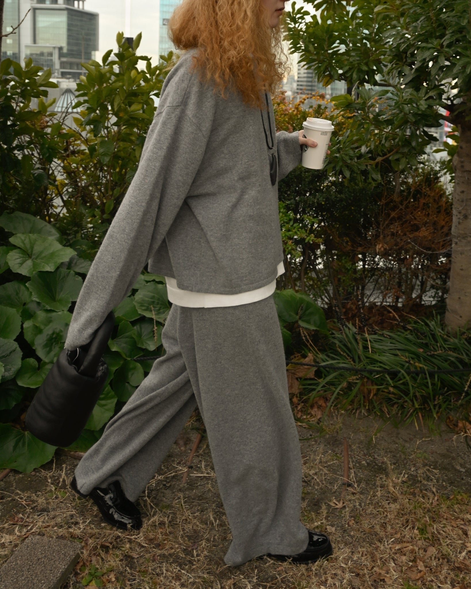 404 100% Cashmere Loose Sweater - Gray