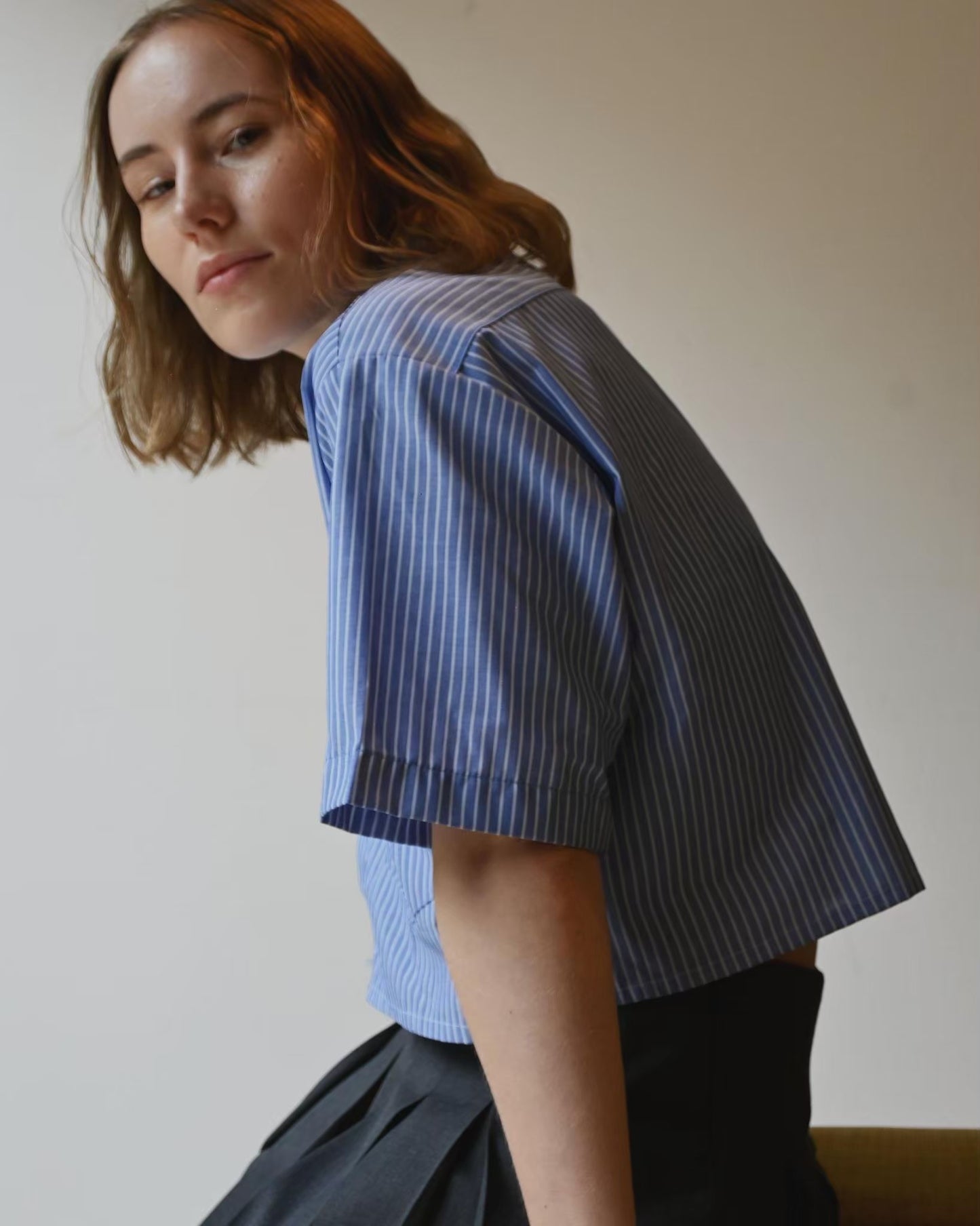 Cropped Universal Striped S/S Shirt