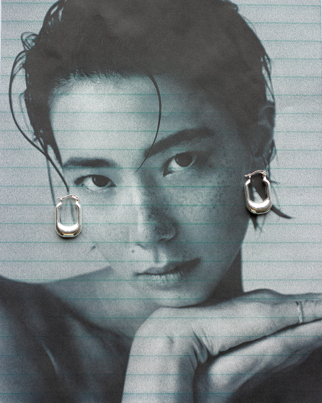 Silver Rounded Square Hoops (E025010)