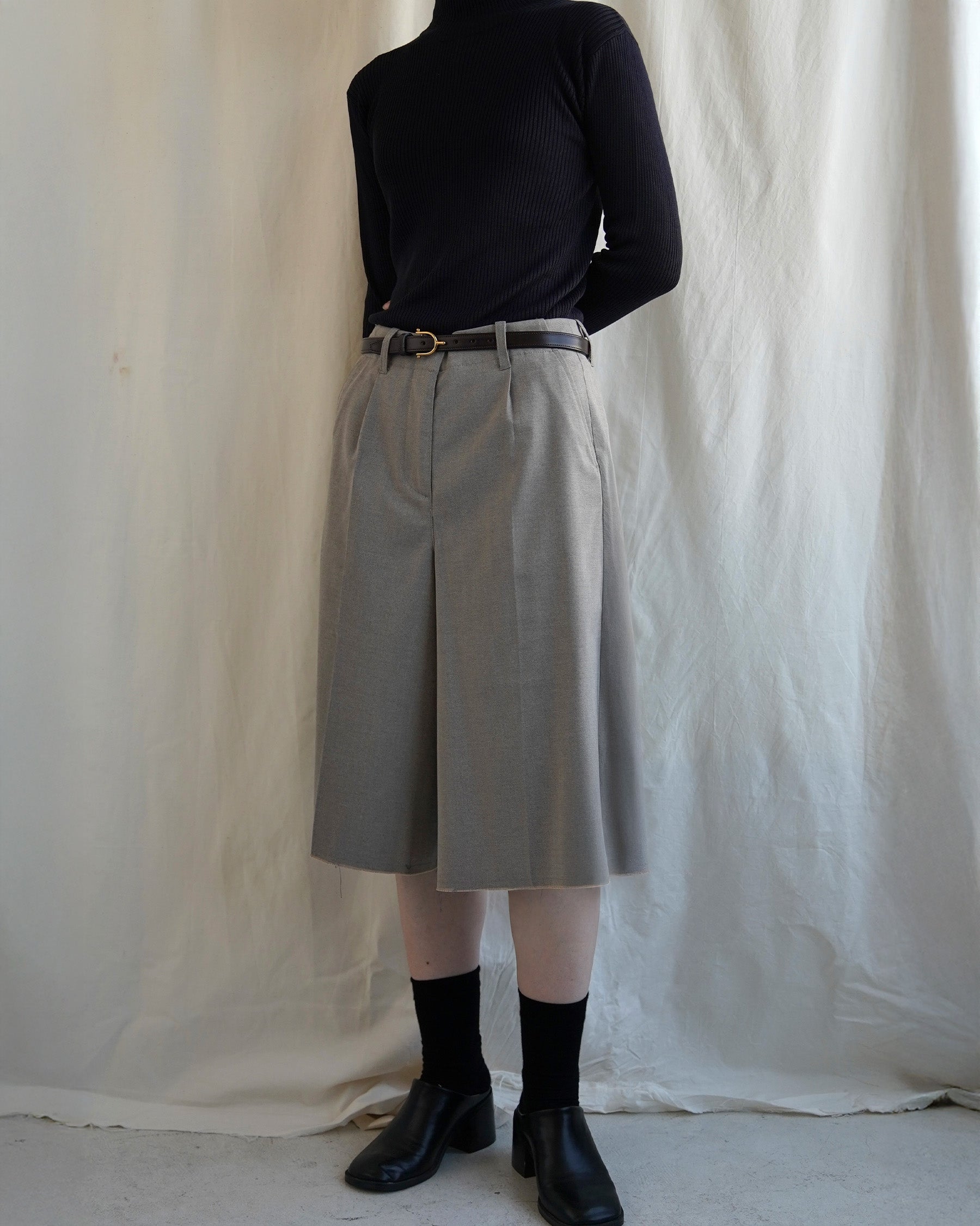 Cut-off Rayon Pants - Greige