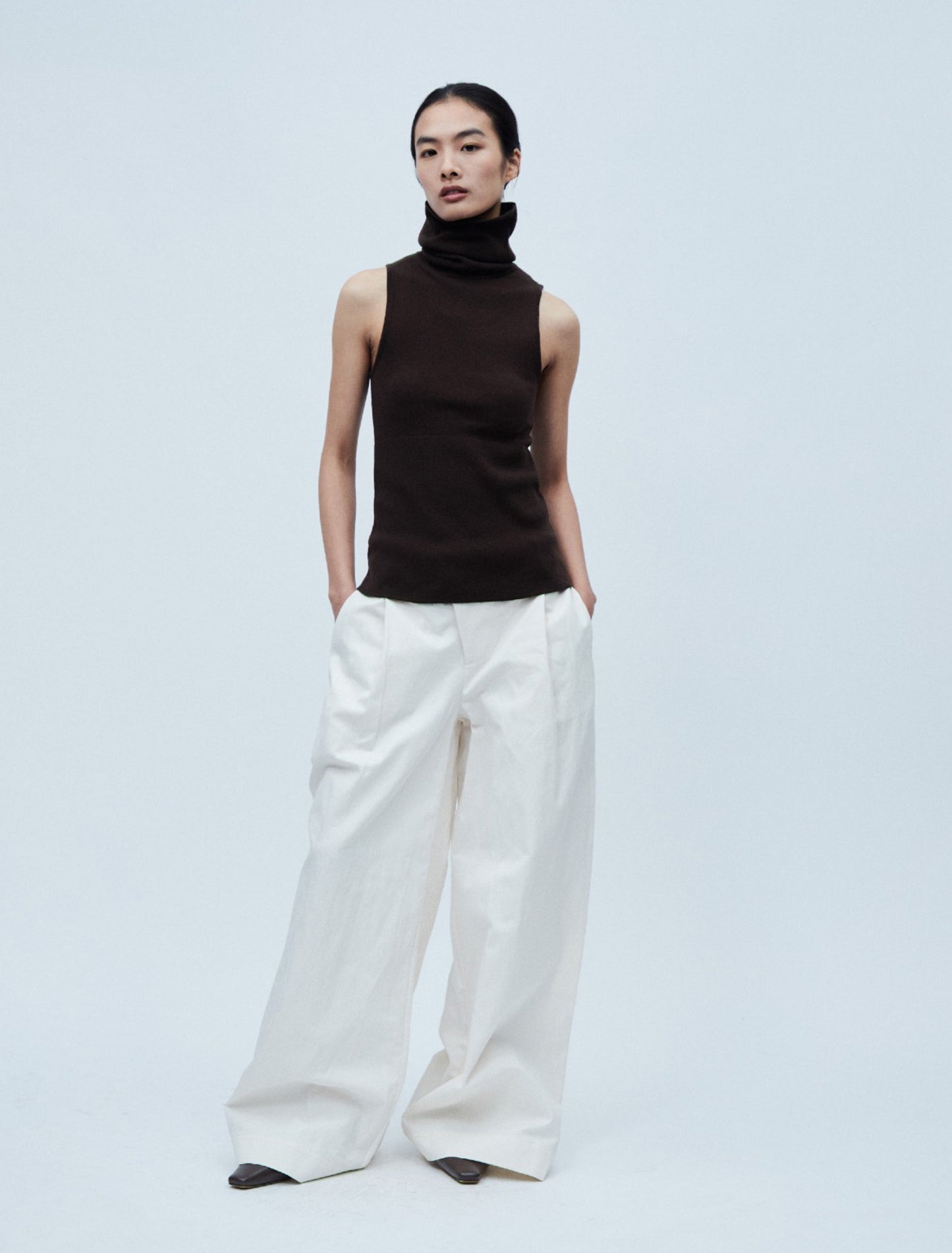"RUOHAN" Brown Buru Vest