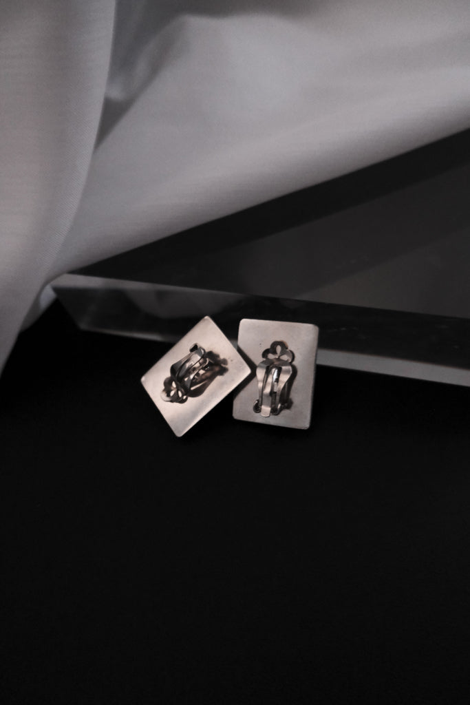 Onyx Clip On Earrings