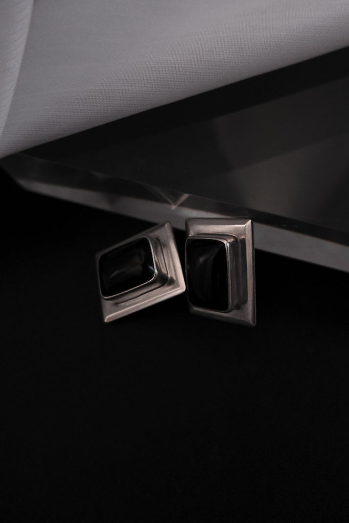 Onyx Clip On Earrings