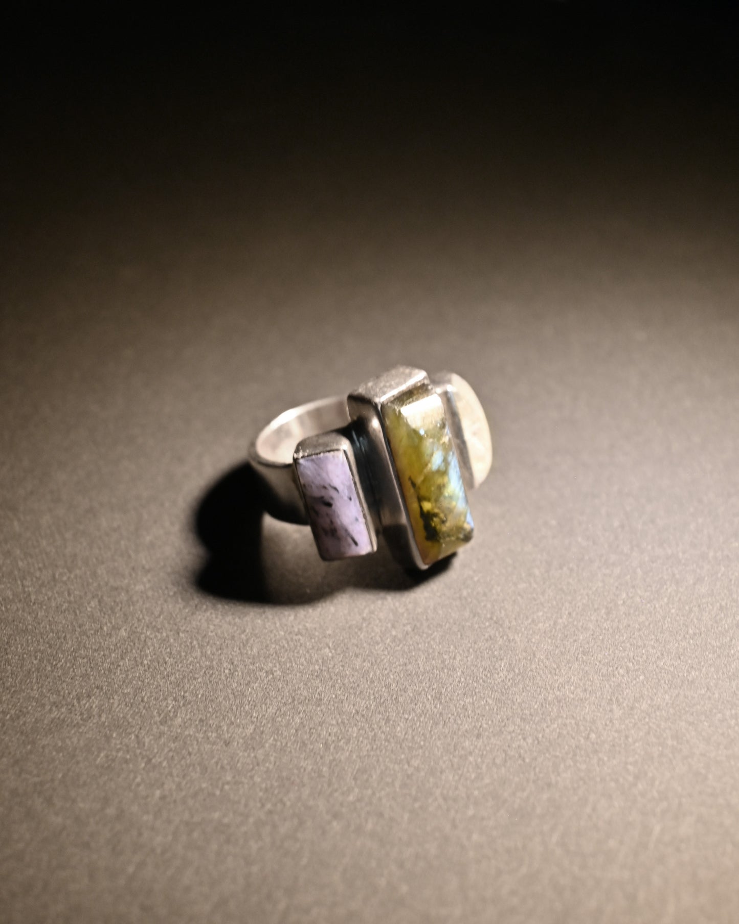 Labradorite Moonstone & Quartz Ring - 15号