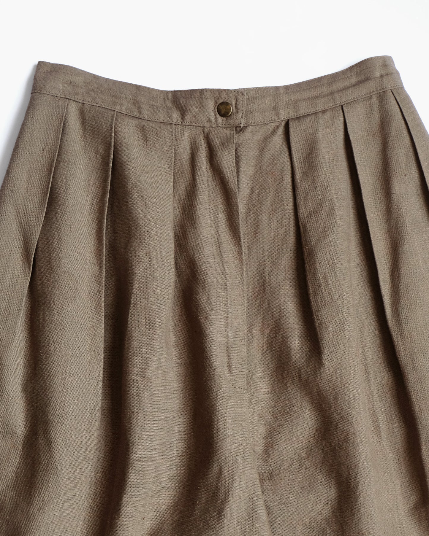 Tapered Pleated Trousers