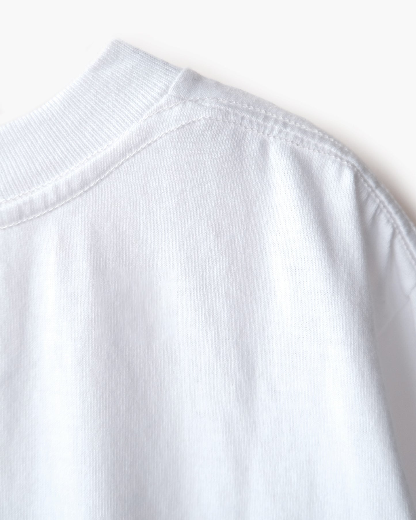 H.R.MARKET Seamless White Tee