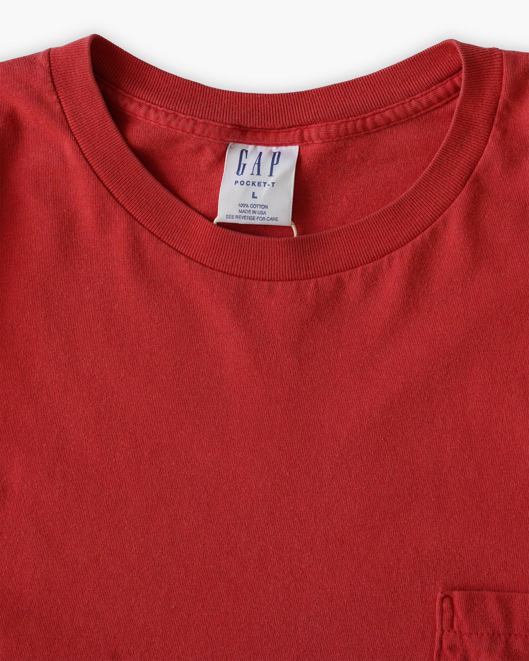 90s GAP Faded Pocket T-shirts - Red