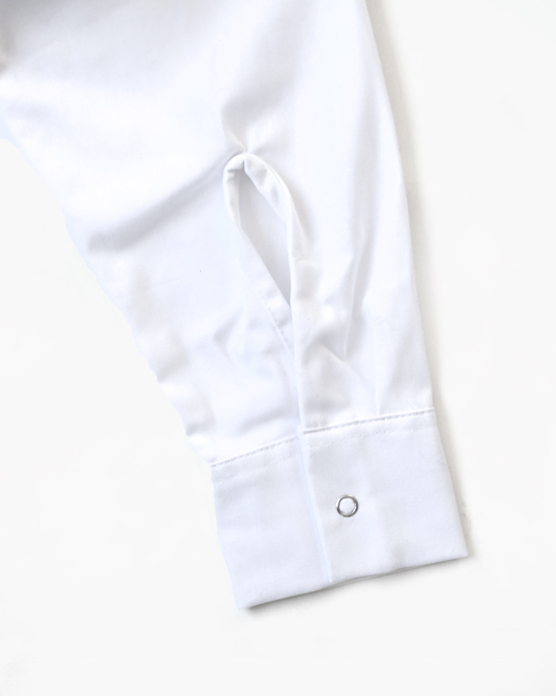 UNIVERSAL Snap Button L/S Cropped Shirt