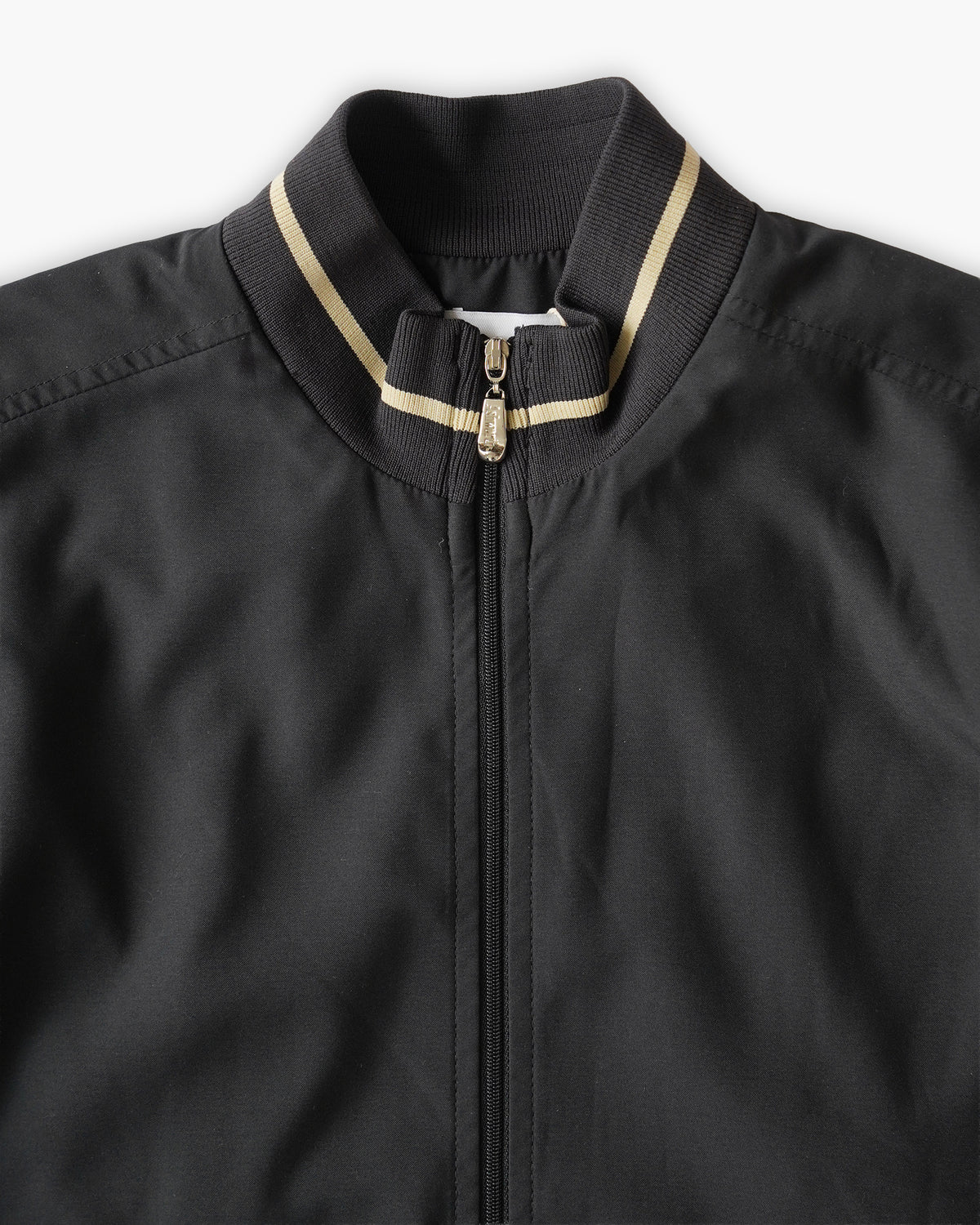 Peach Skin Half Sleeve Zip Jacket