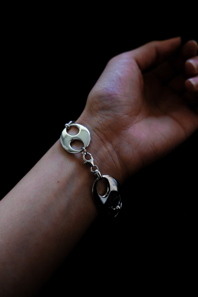 oo SIlver Bracelet
