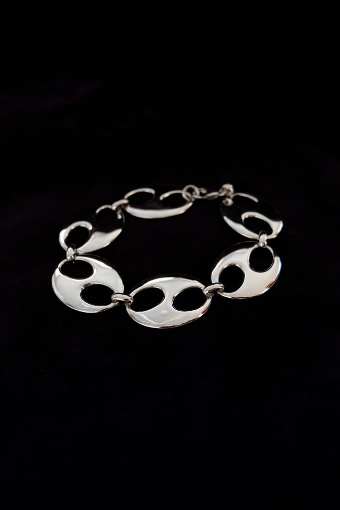 oo SIlver Bracelet