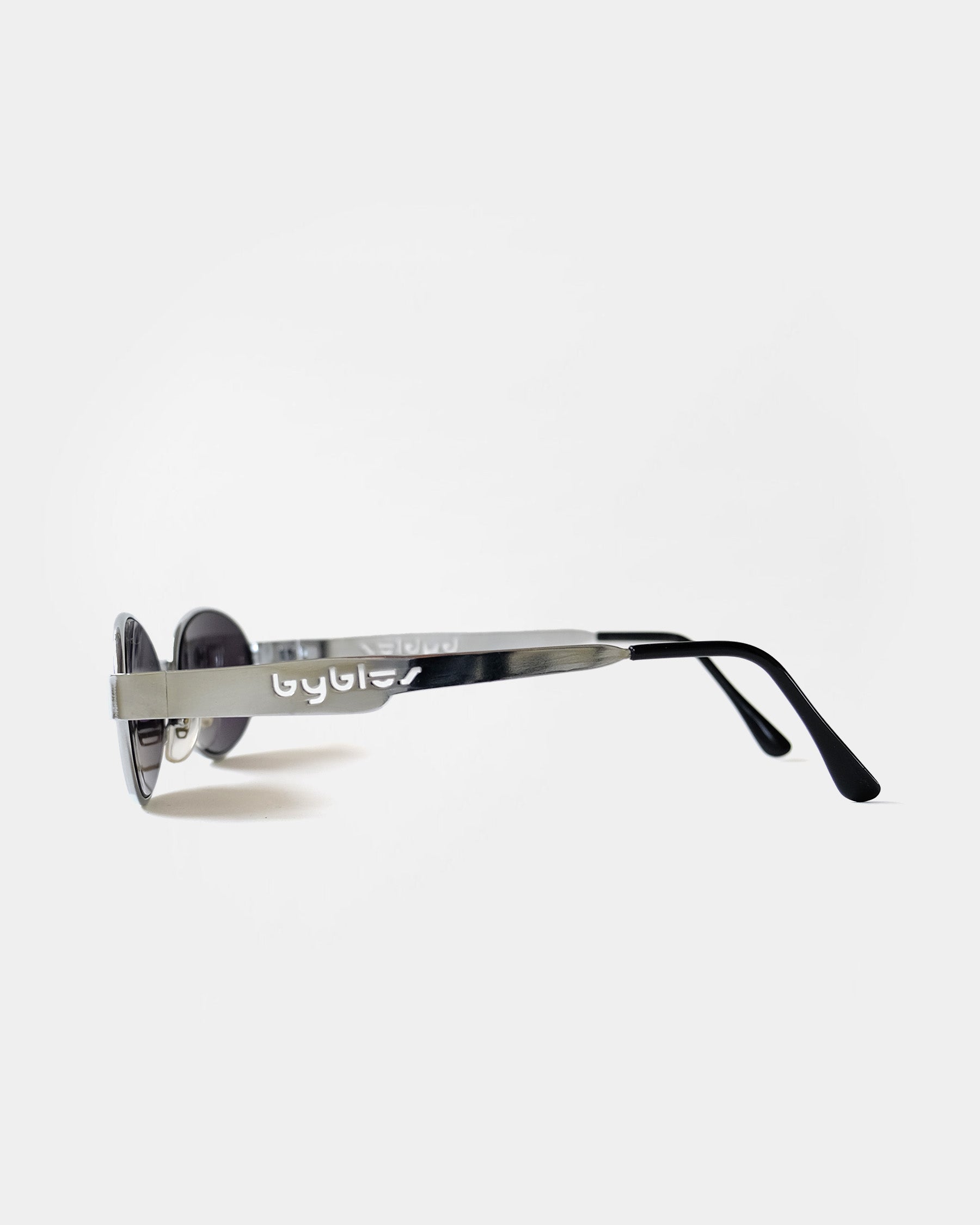 NOS 90s Metal Frame sunglasses