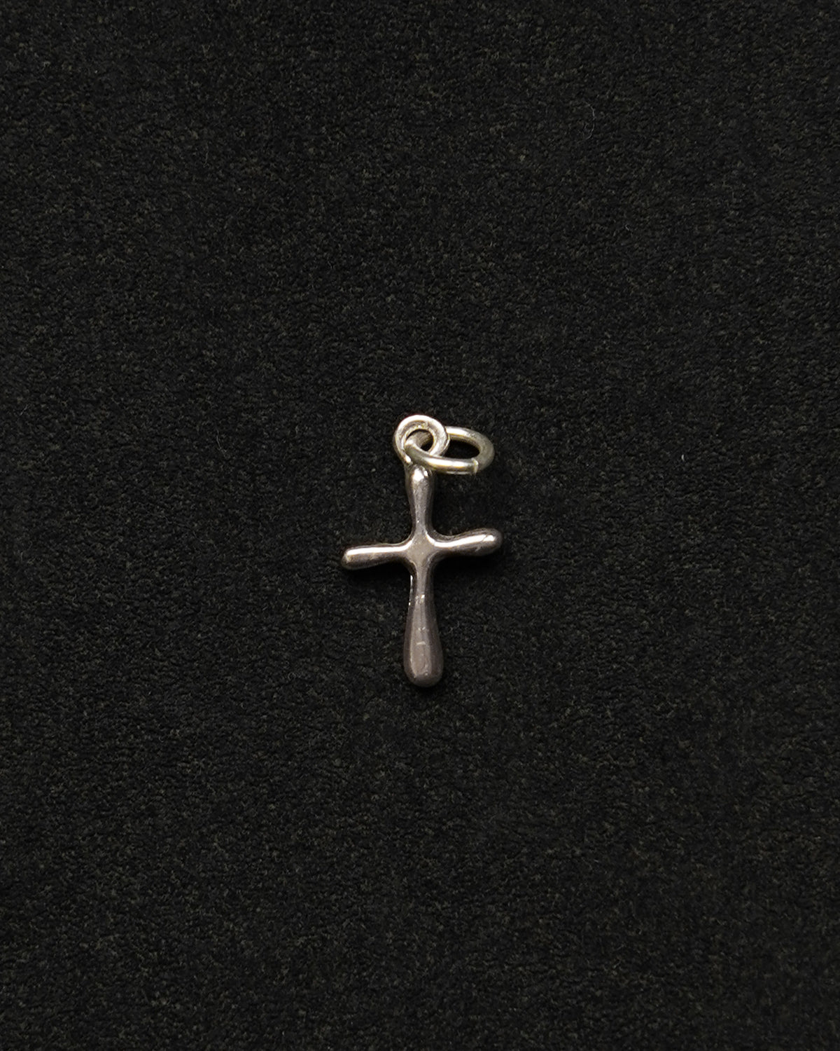 Silver Cross Charm (SVNL26055-2)