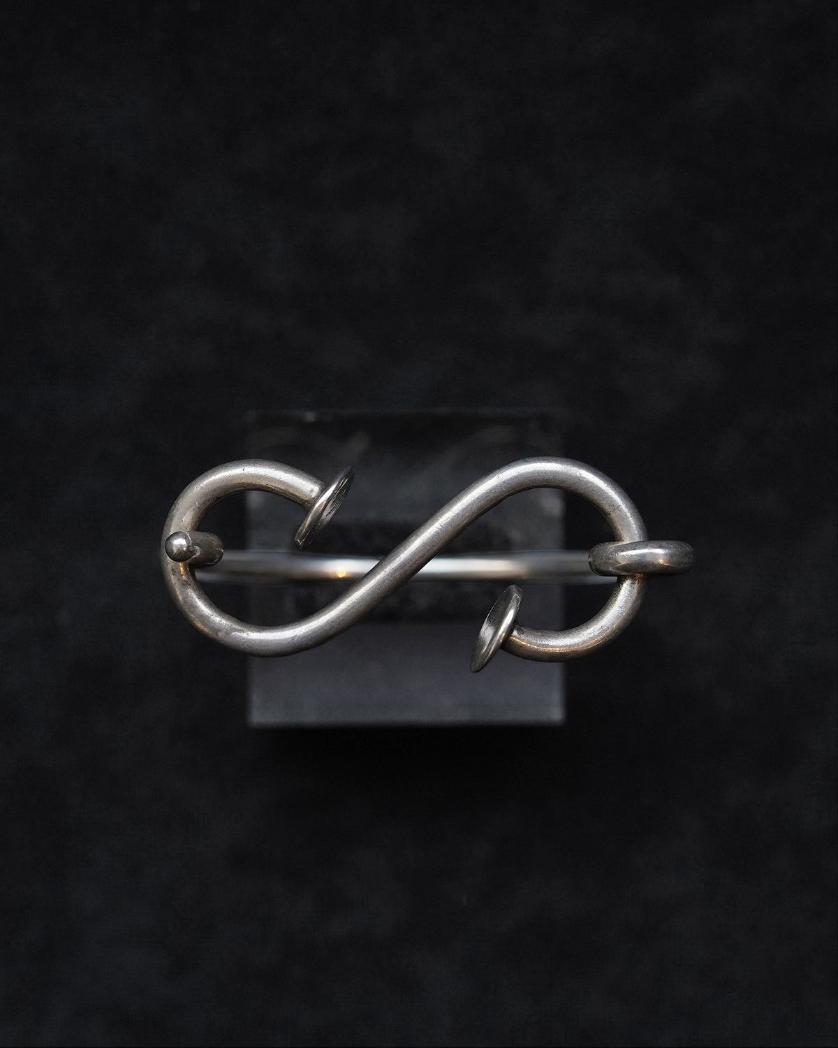 Silver 925 Twisted Nail Bangle(SVBL-26045)