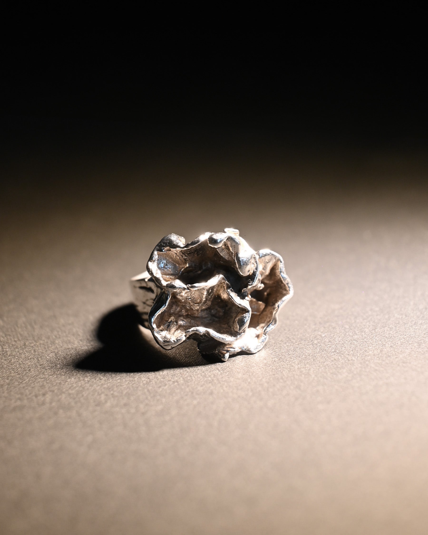 Chunky Flower Statement Ring - 11号