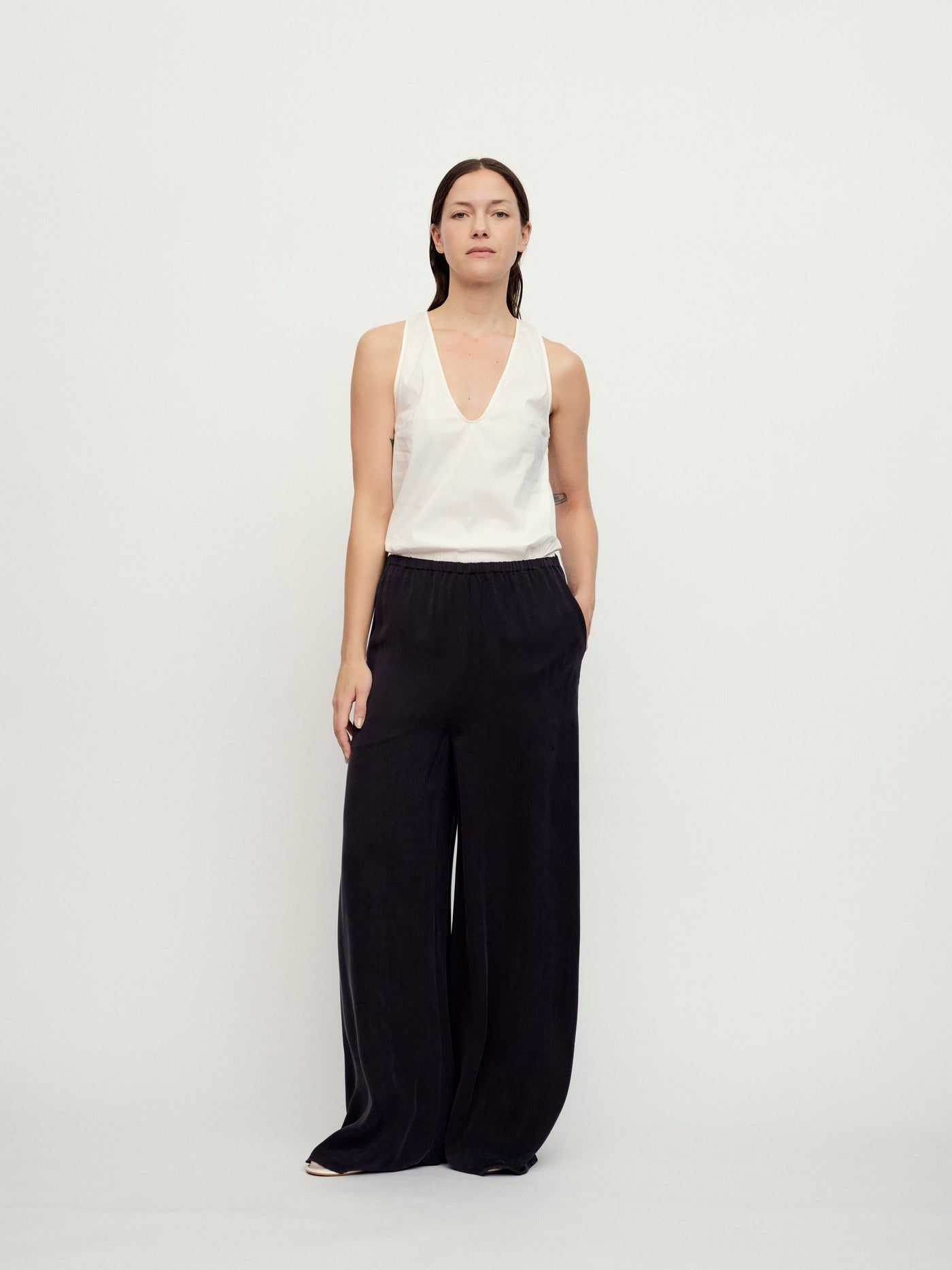 "RUOHAN" MIDNIGHT ROUNGE TROUSERS