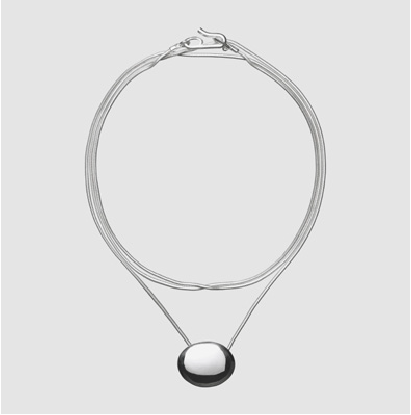 Oval Pendant on Kosa Chain