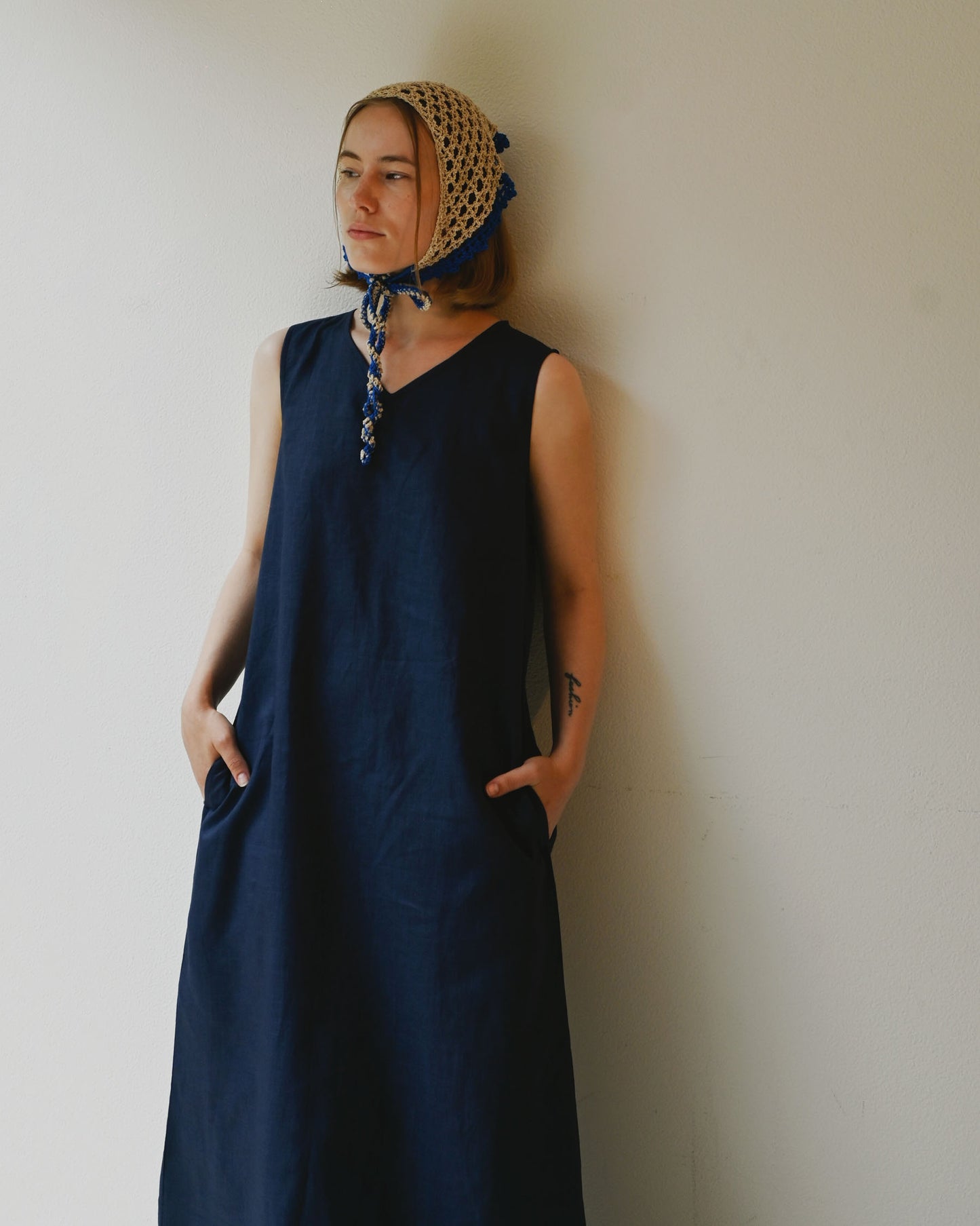 404 Linen V-neck Long Dress - Navy