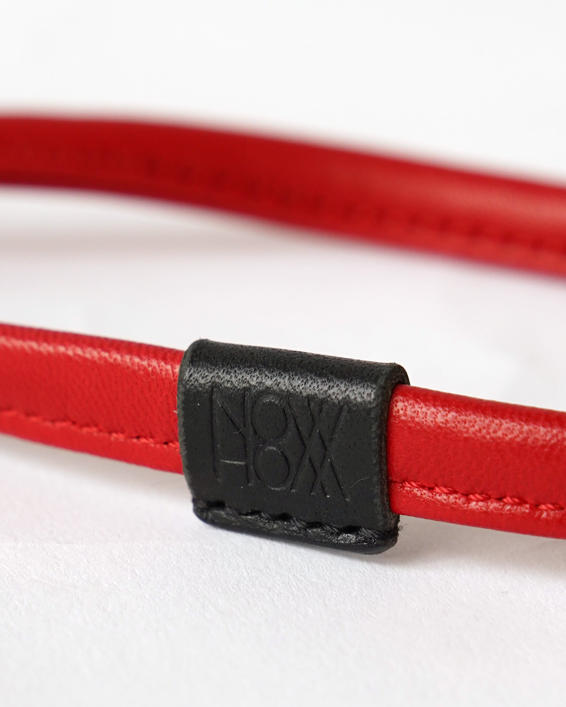 "NOWHOW" Key String M - Red