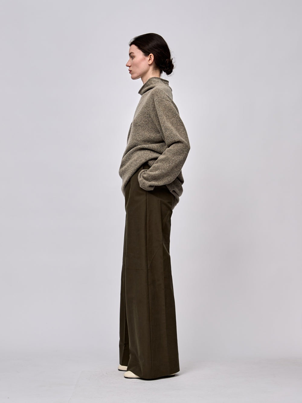 "RUOHAN" KHAKI CULION TROUSERS