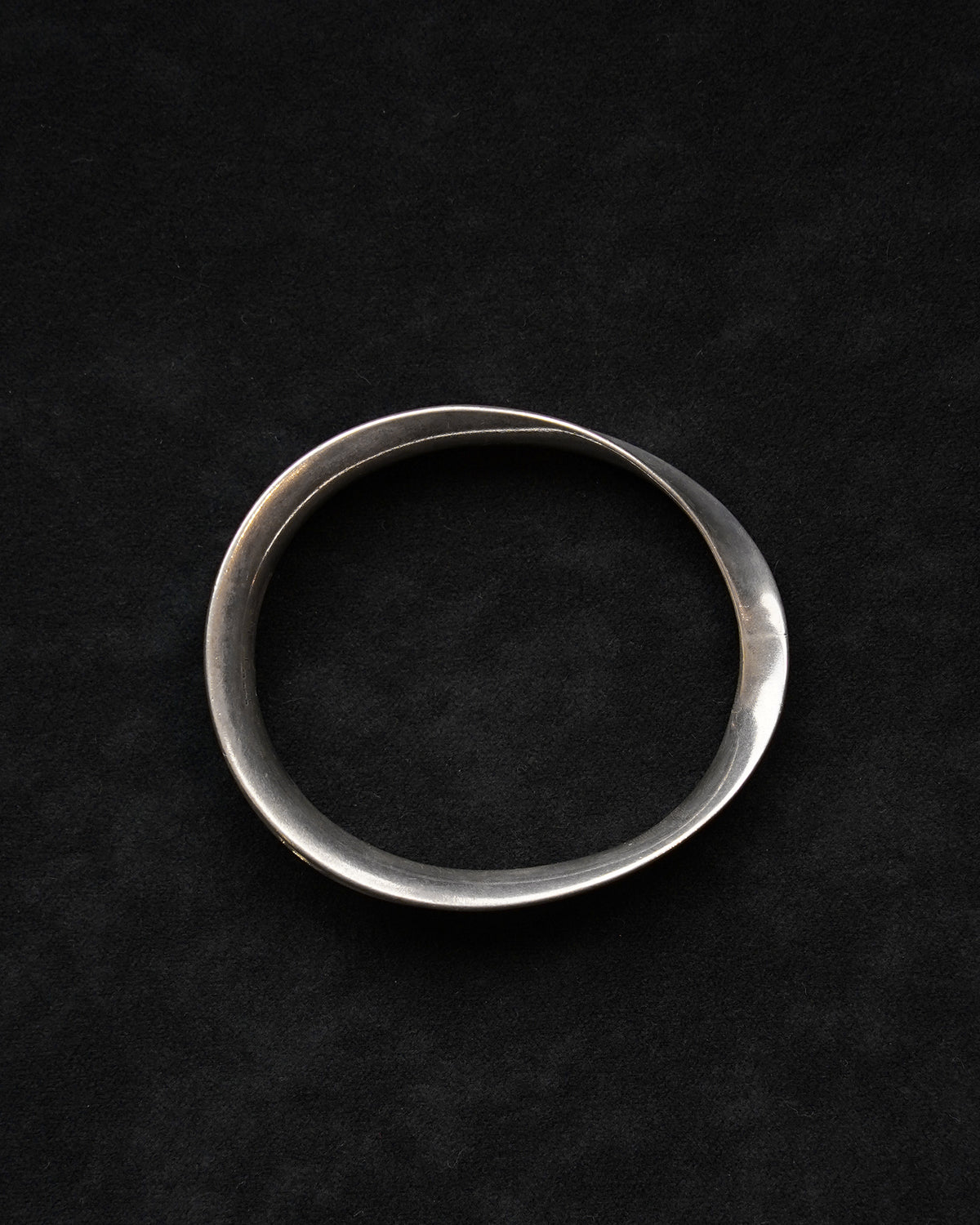Silver 925 Oval Bangle (SVBL-26019)