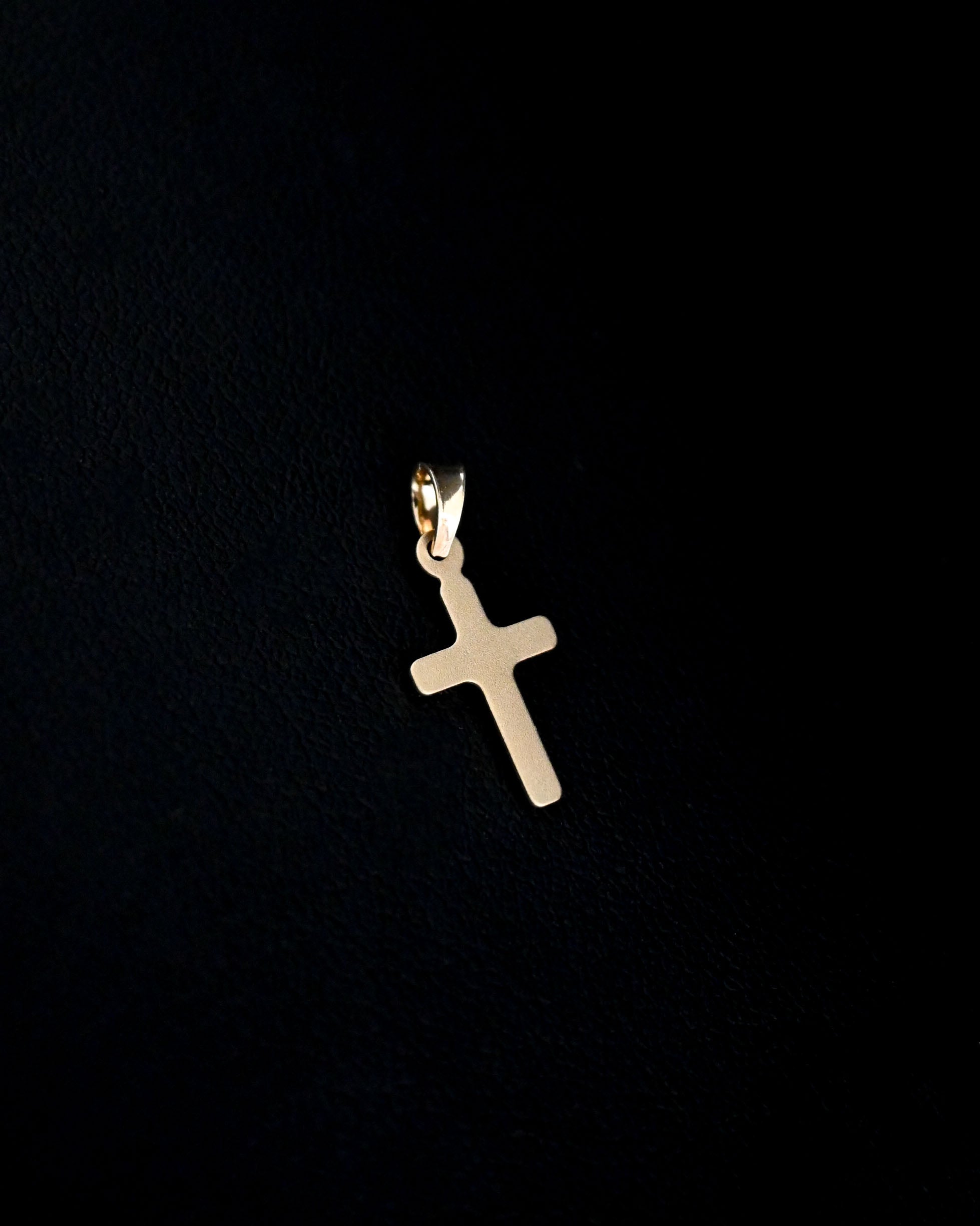 14K Charm - Cross