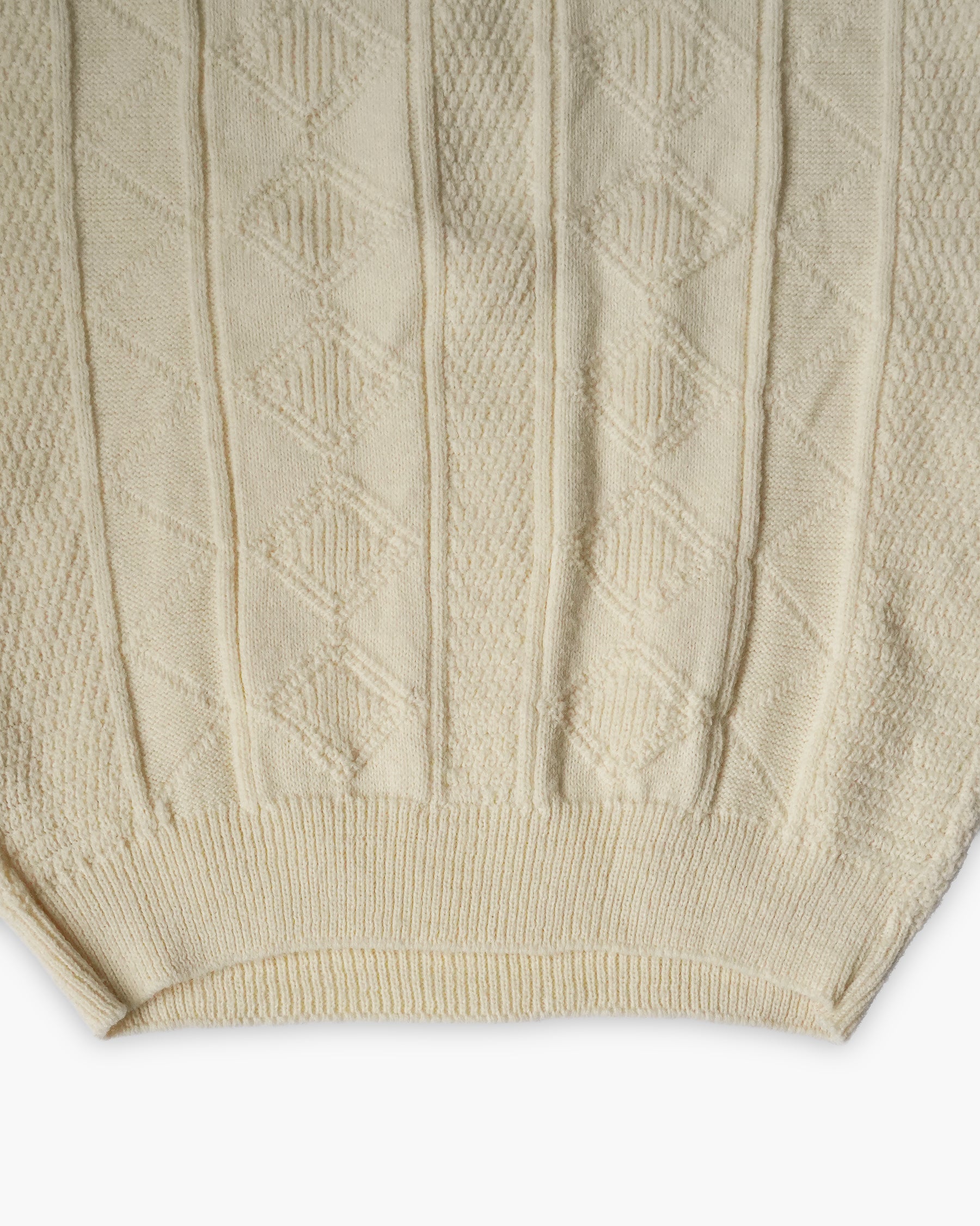 Acrylic Turtleneck Knit Vest - White