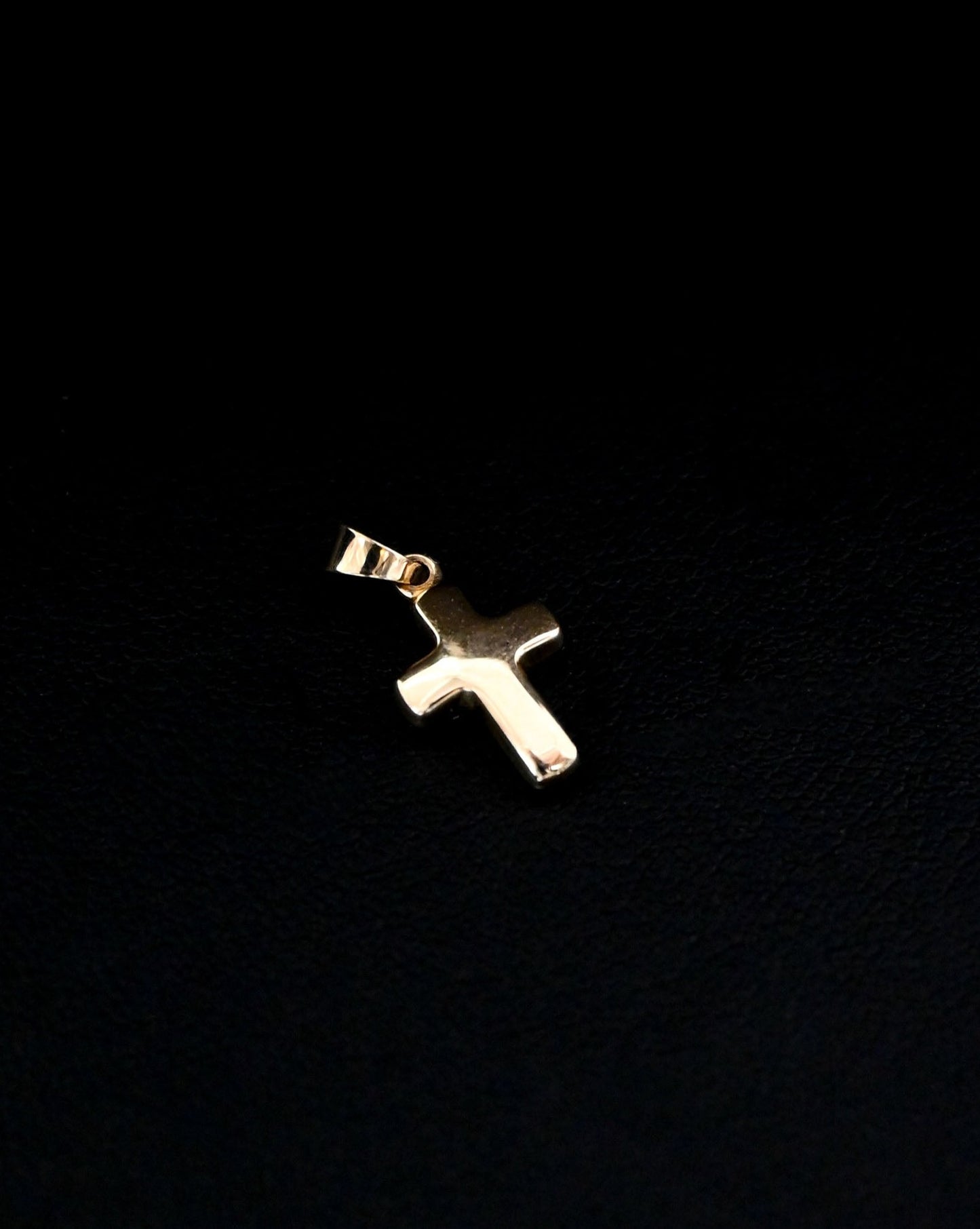 14K Charm - Cross