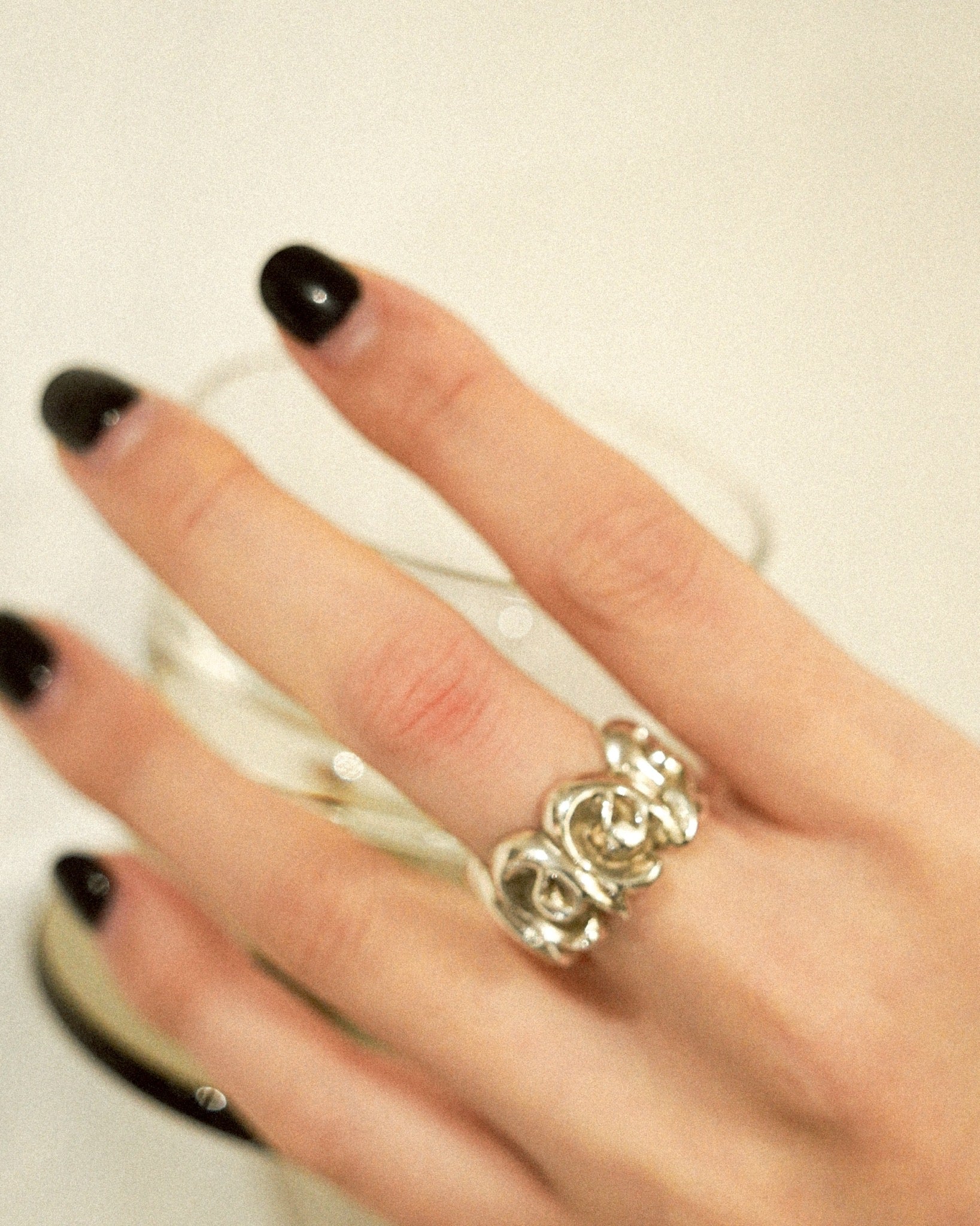 Solid Heart Link Ring (SVR25016)