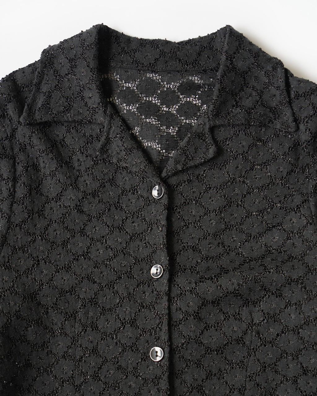 Sheer Floral Pattern Lace Shirt