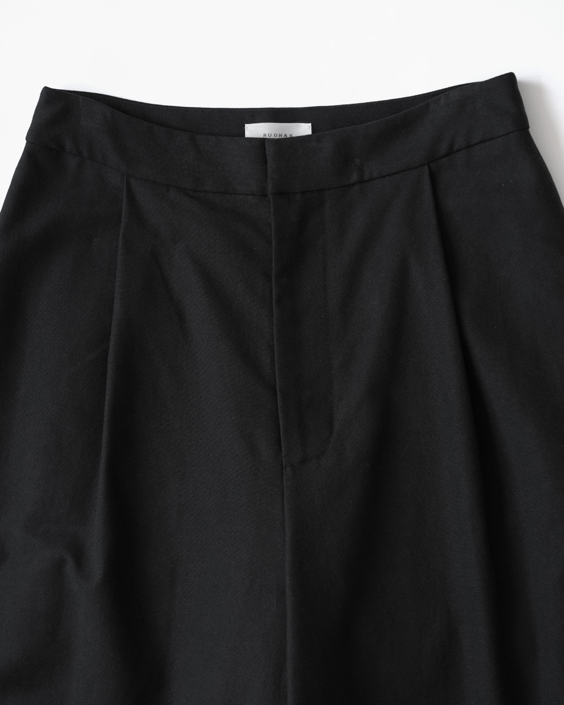 BLACK VEGA PANTS