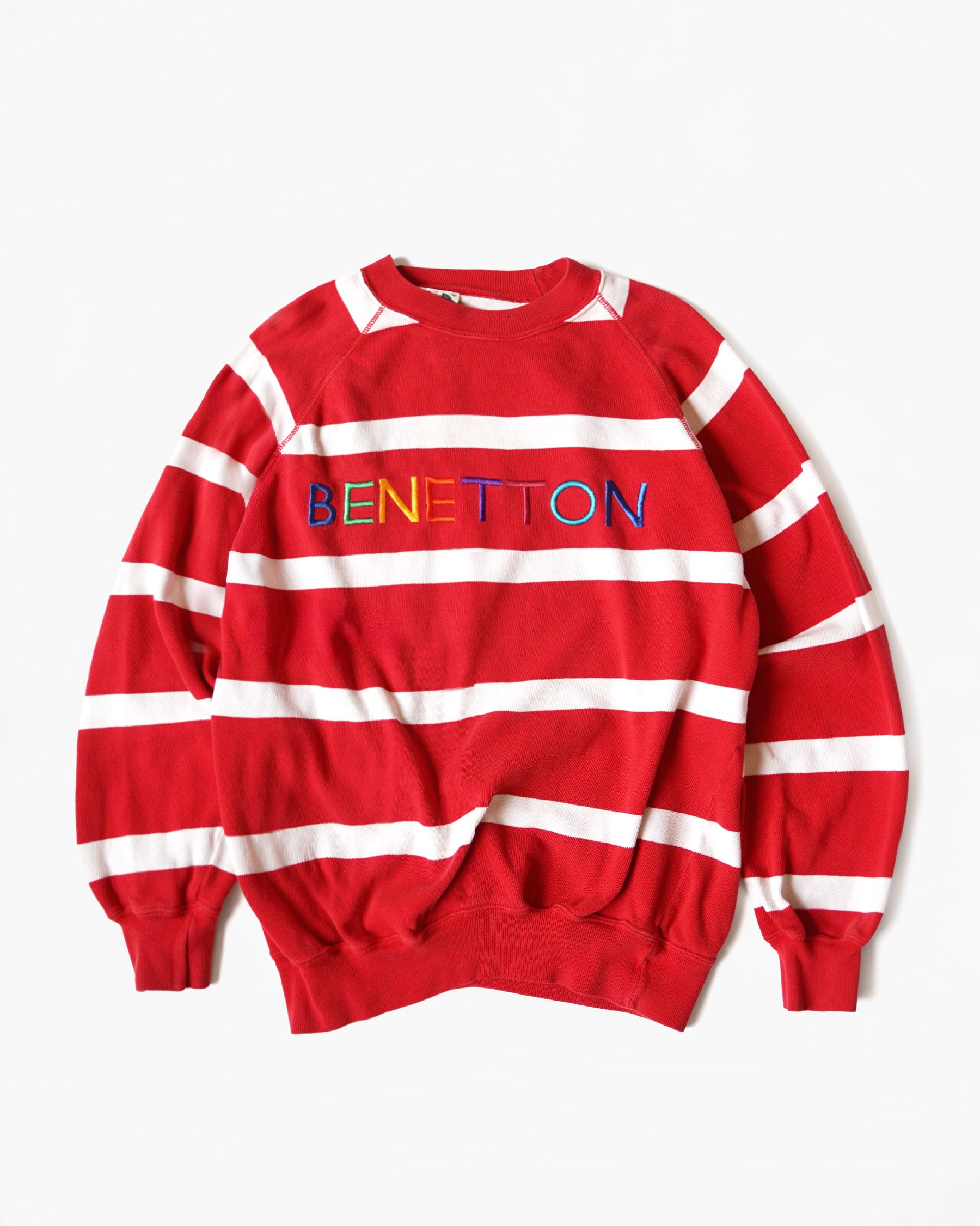 Benetton ベネトン スタジャン レッド/ホワイト 2025年最新】benetton スタジャンの人気アイテム - メルカリ