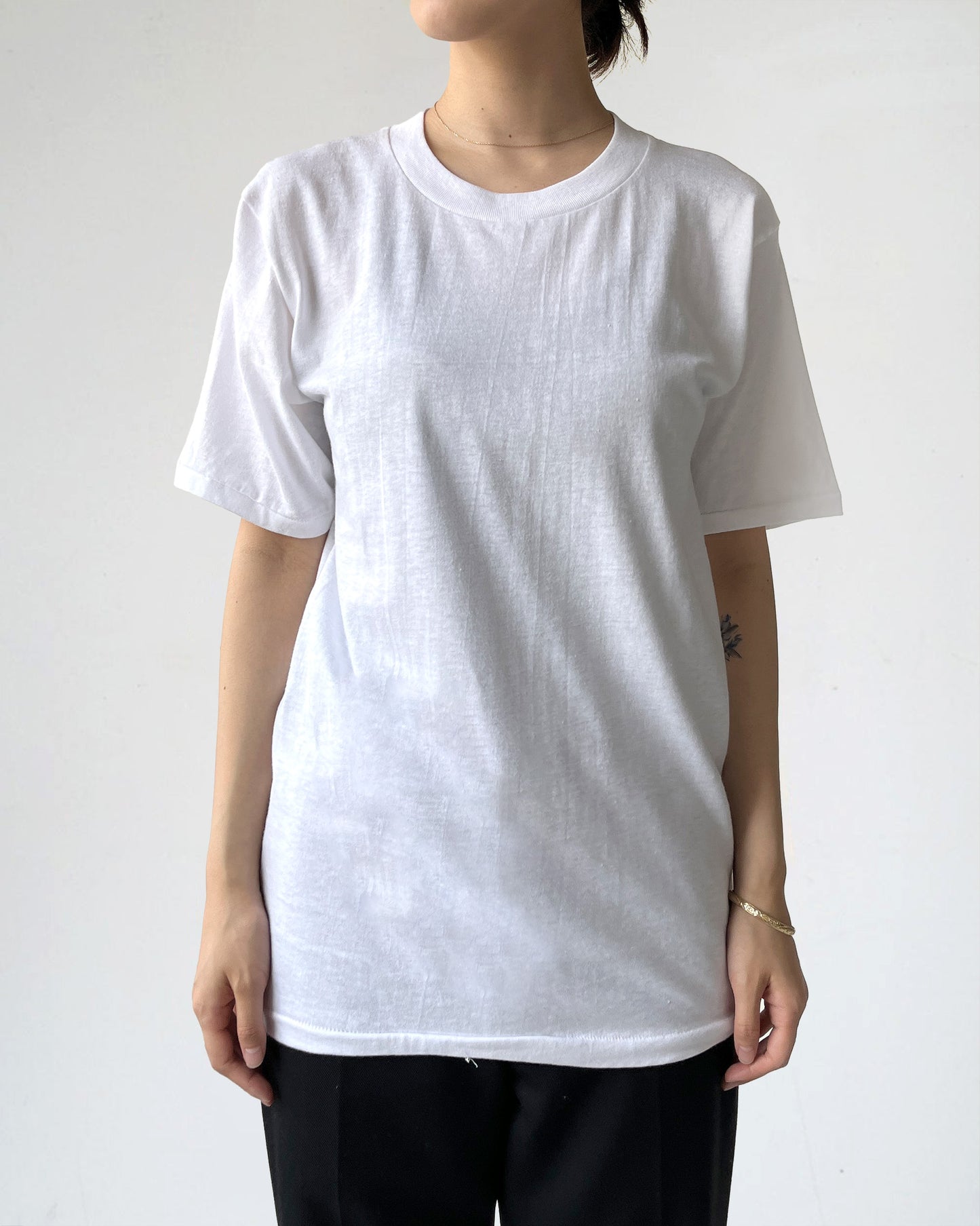 RESORT WORKS Seamless White Tee