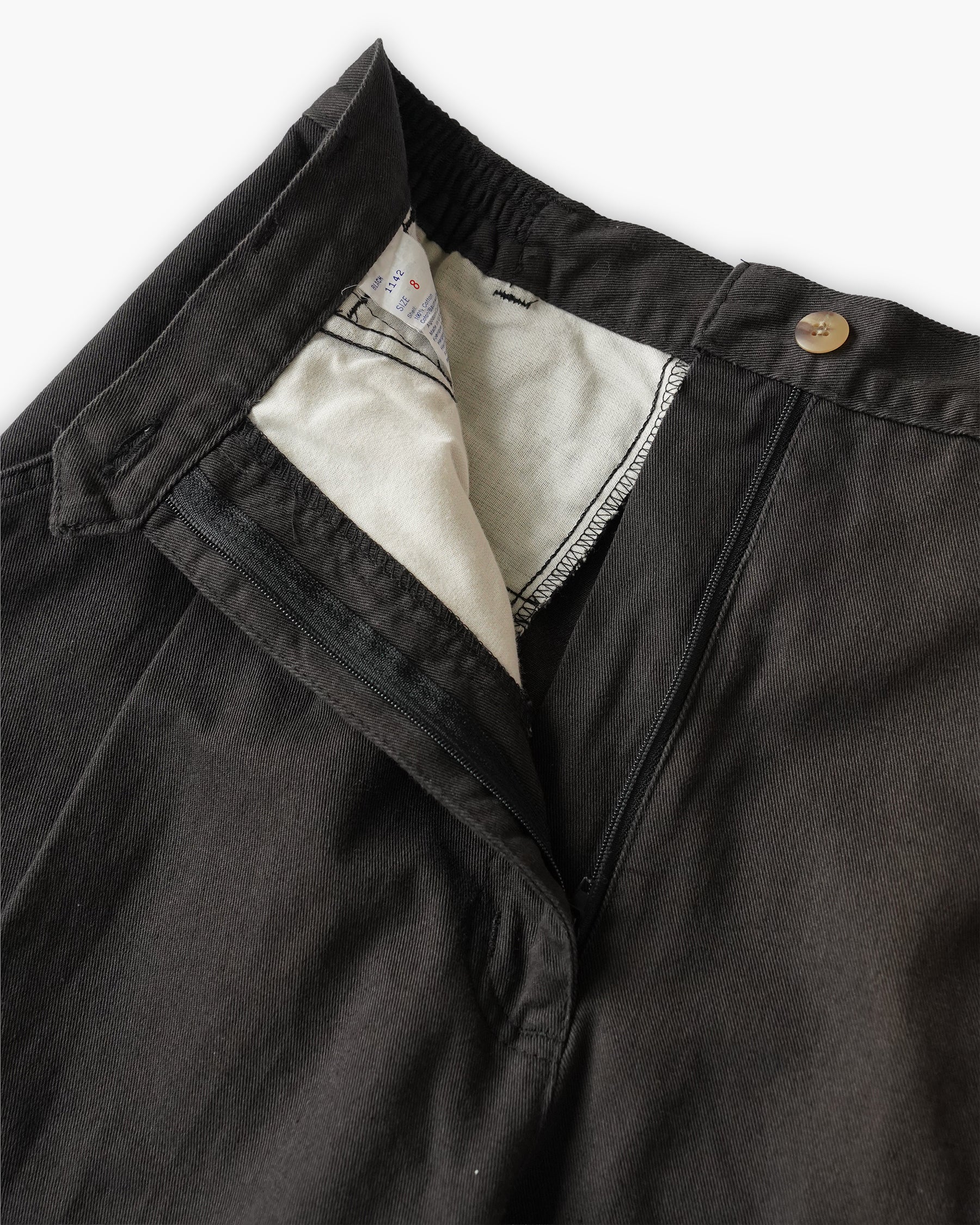 "Woolrich" Cotton Tuck Short Trousers - Black