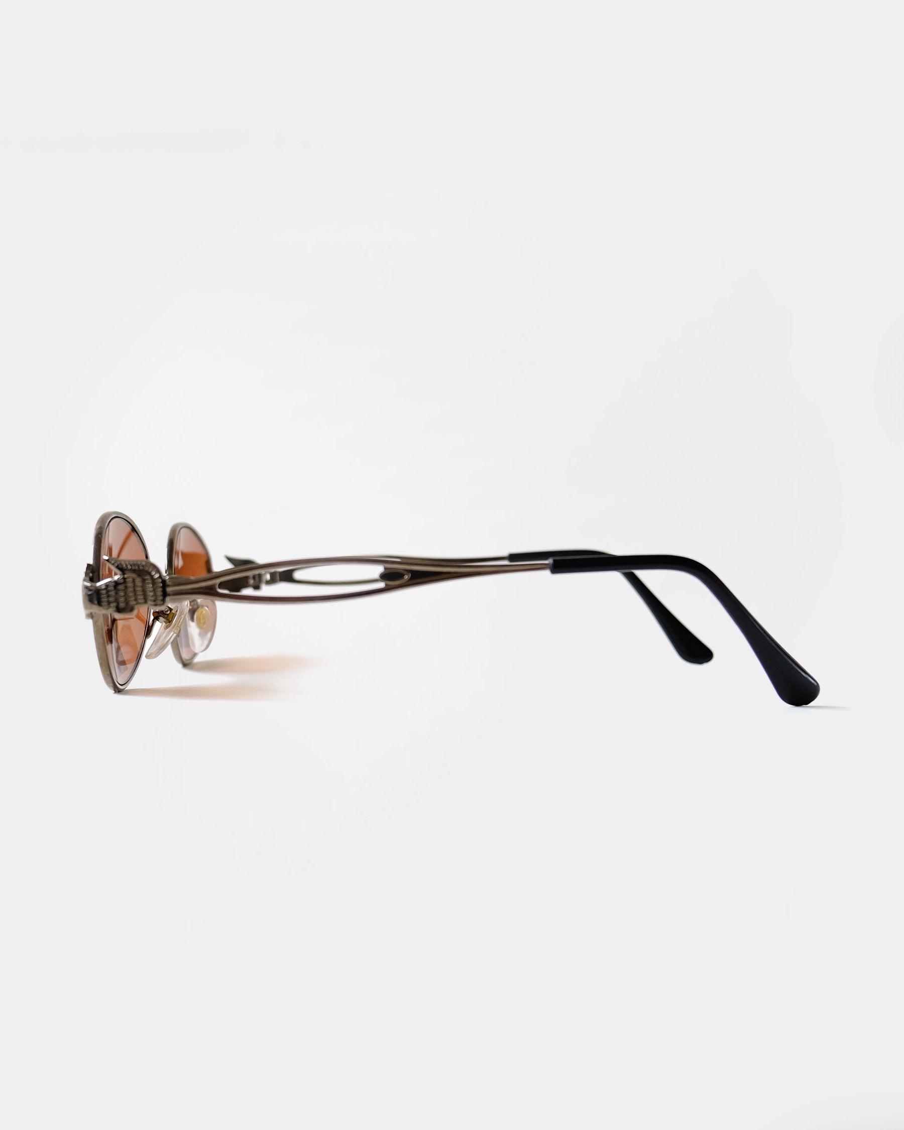 NOS 90s Metal Frame sunglasses