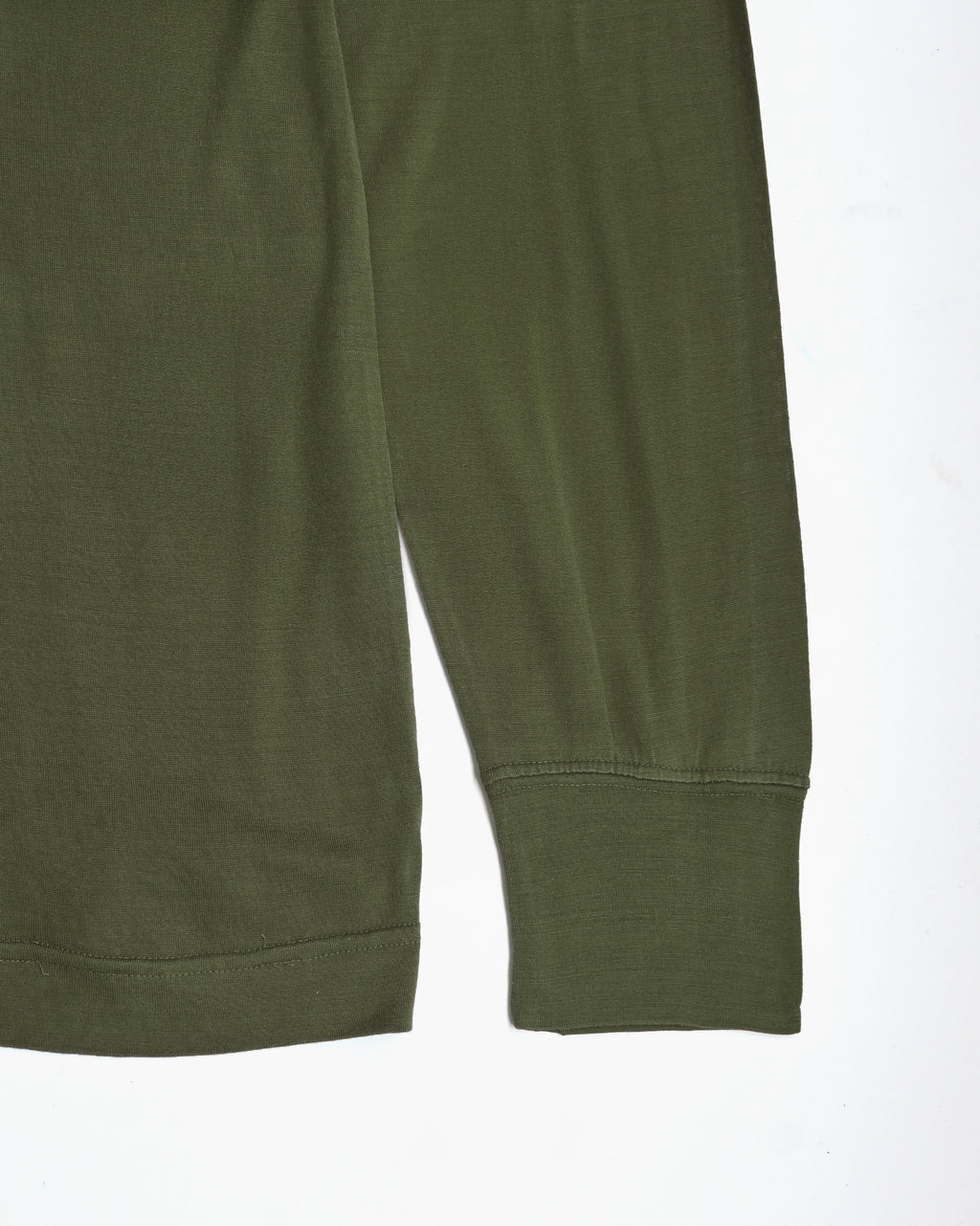 "GOOUCH" 100% Silk Front V T-shirts
