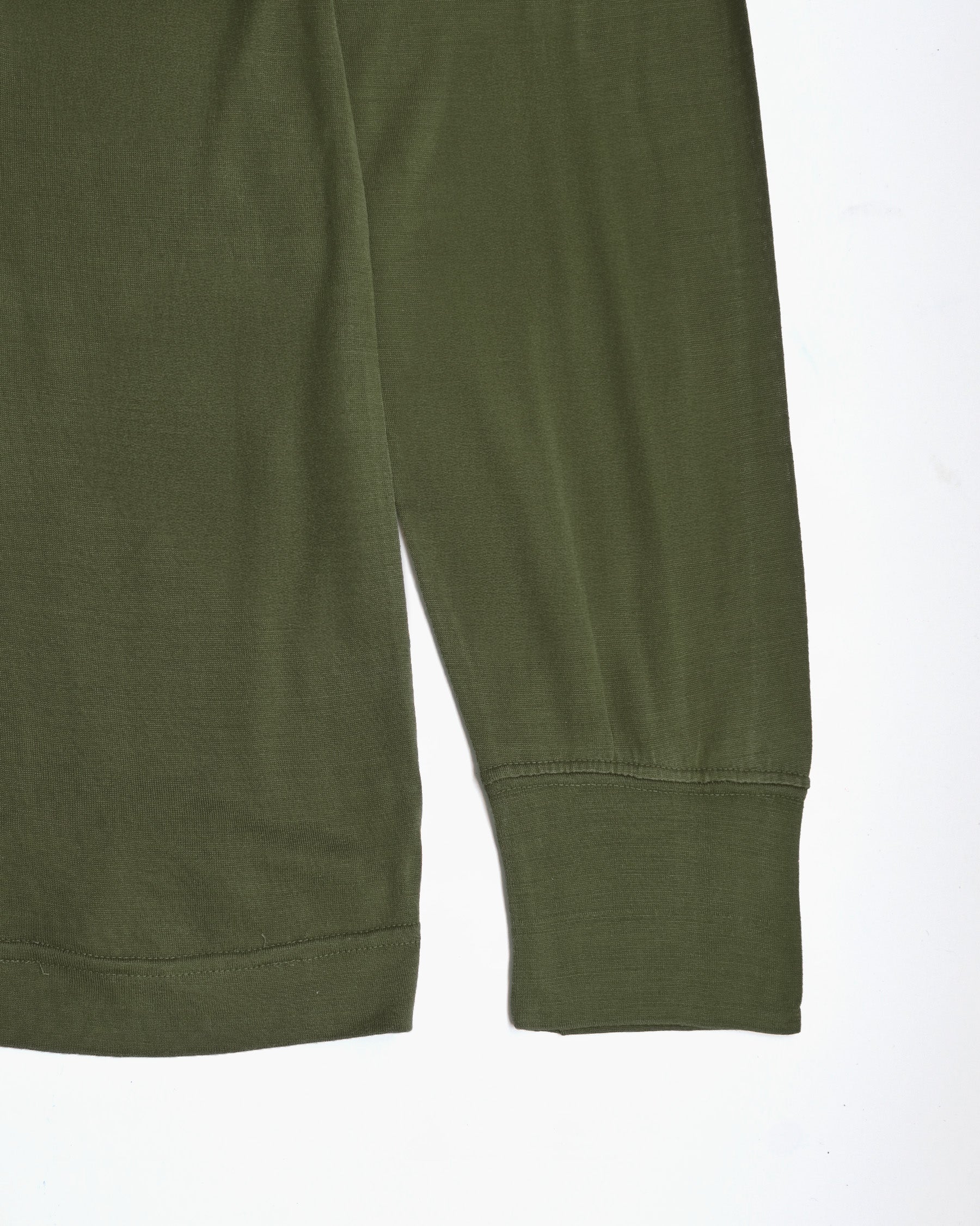 "GOOUCH" 100% Silk Front V T-shirts