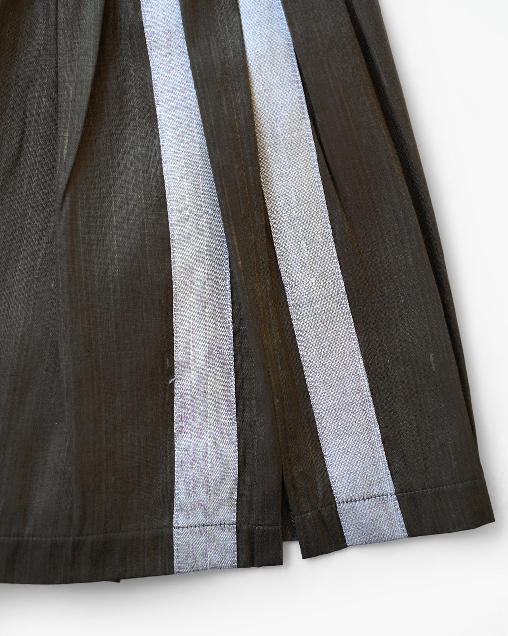Handwoven Raw Thai Silk Unisex Contrast Shorts