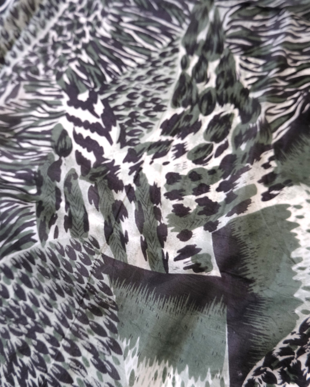 100％ Silk Printed Scarf Made In India