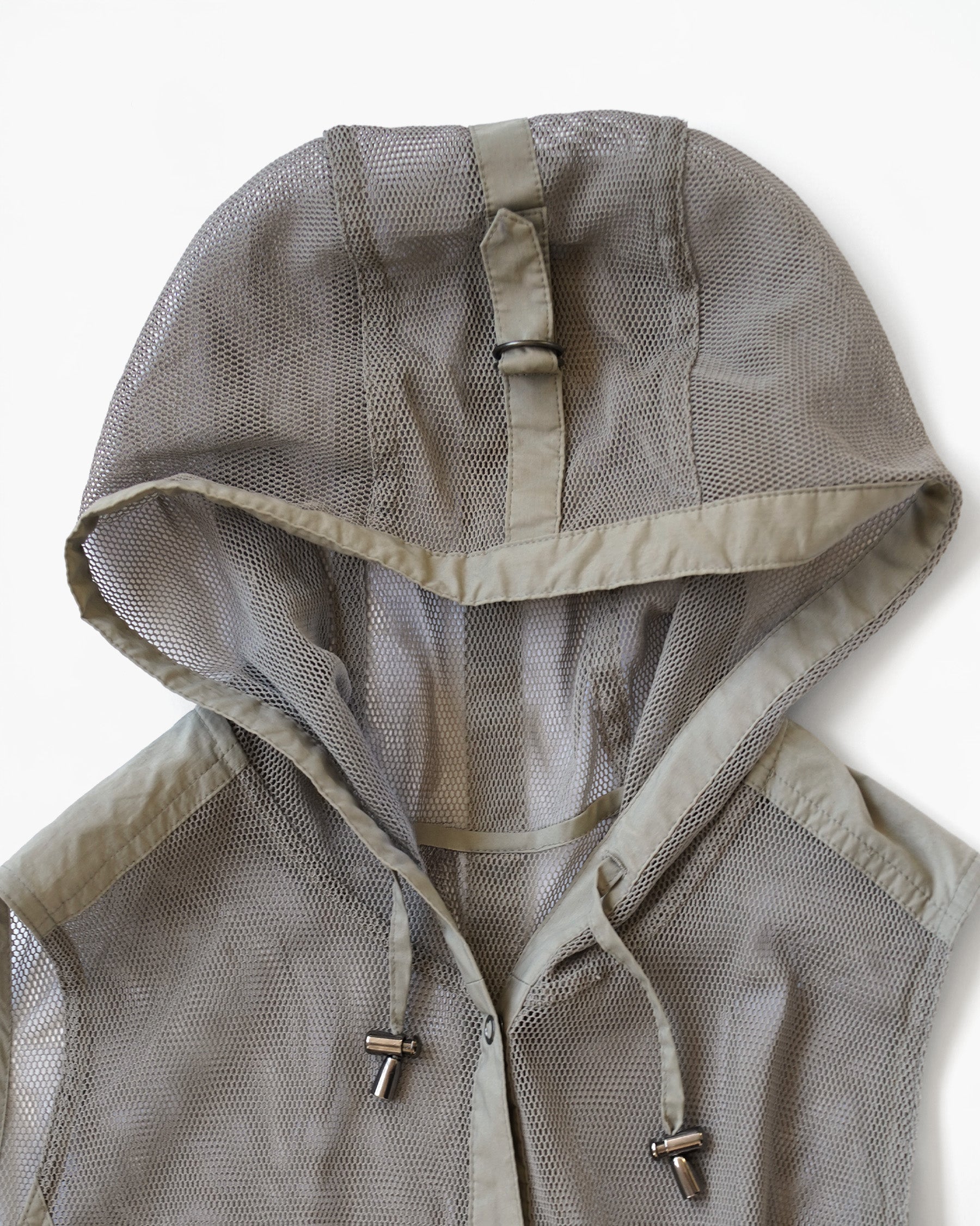 Sleeveless Mesh Hooded Vest