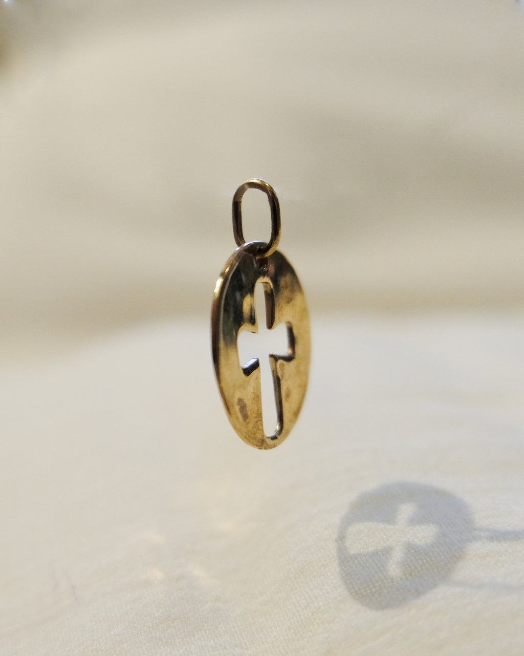 14k Gold Charm "♰"