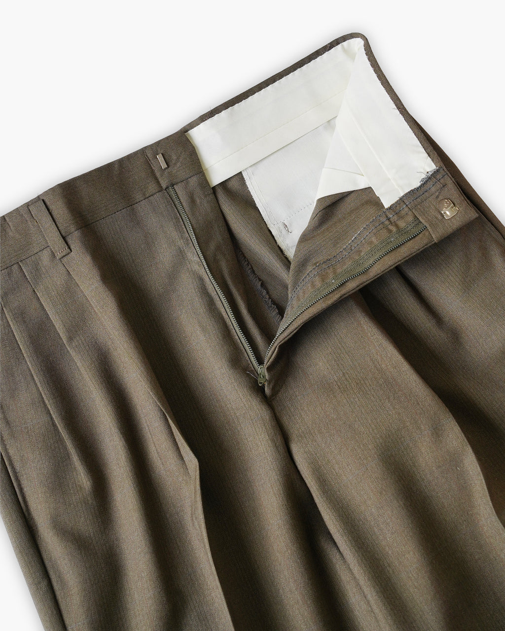 European Tailored Set