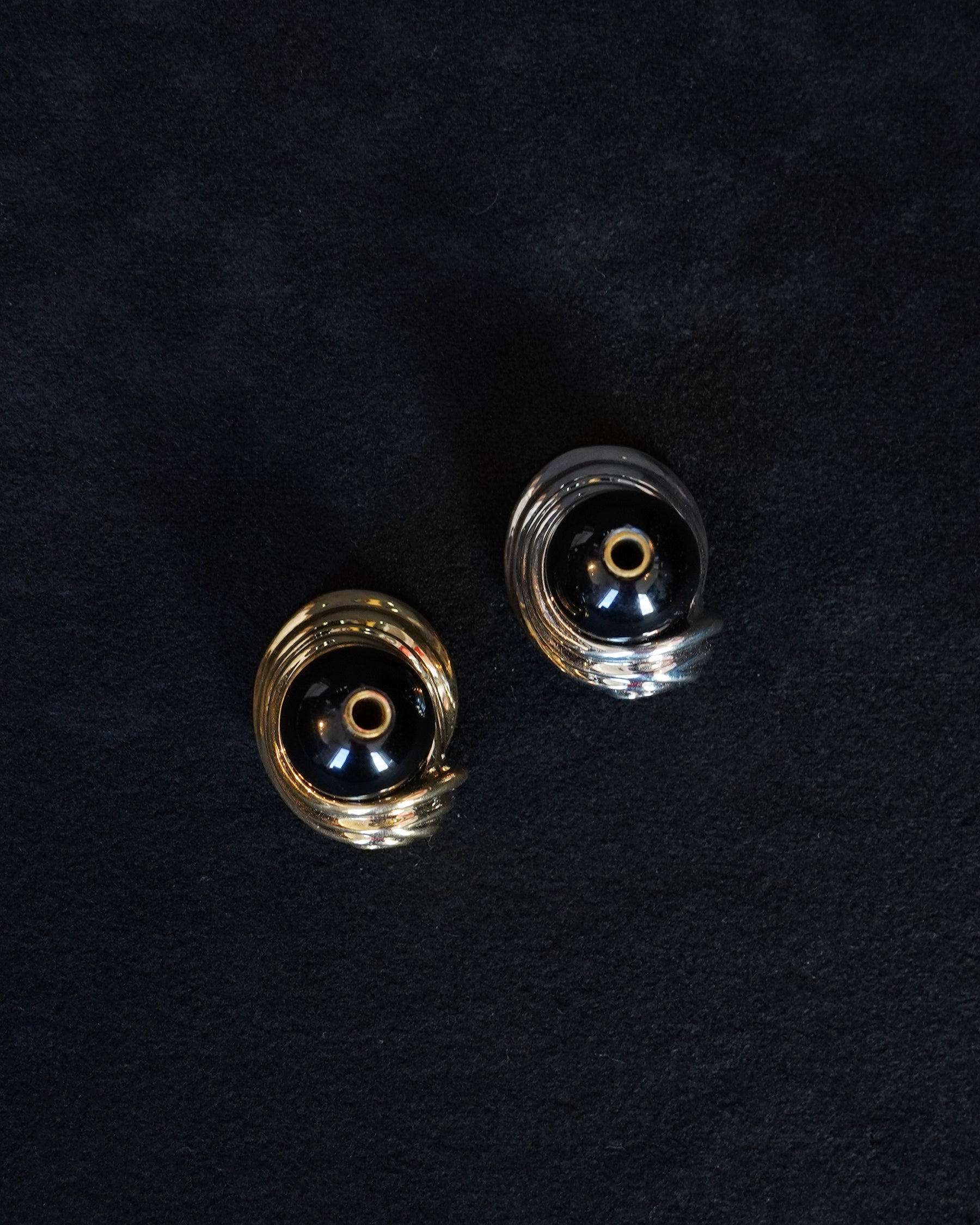 "Isabella Etou" Wave Incense Holder - Brass
