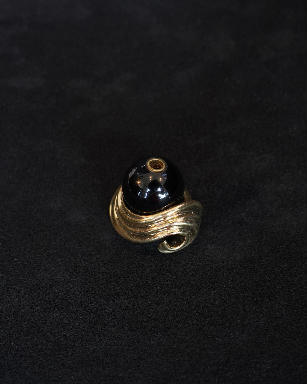 "Isabella Etou" Wave Incense Holder - Brass