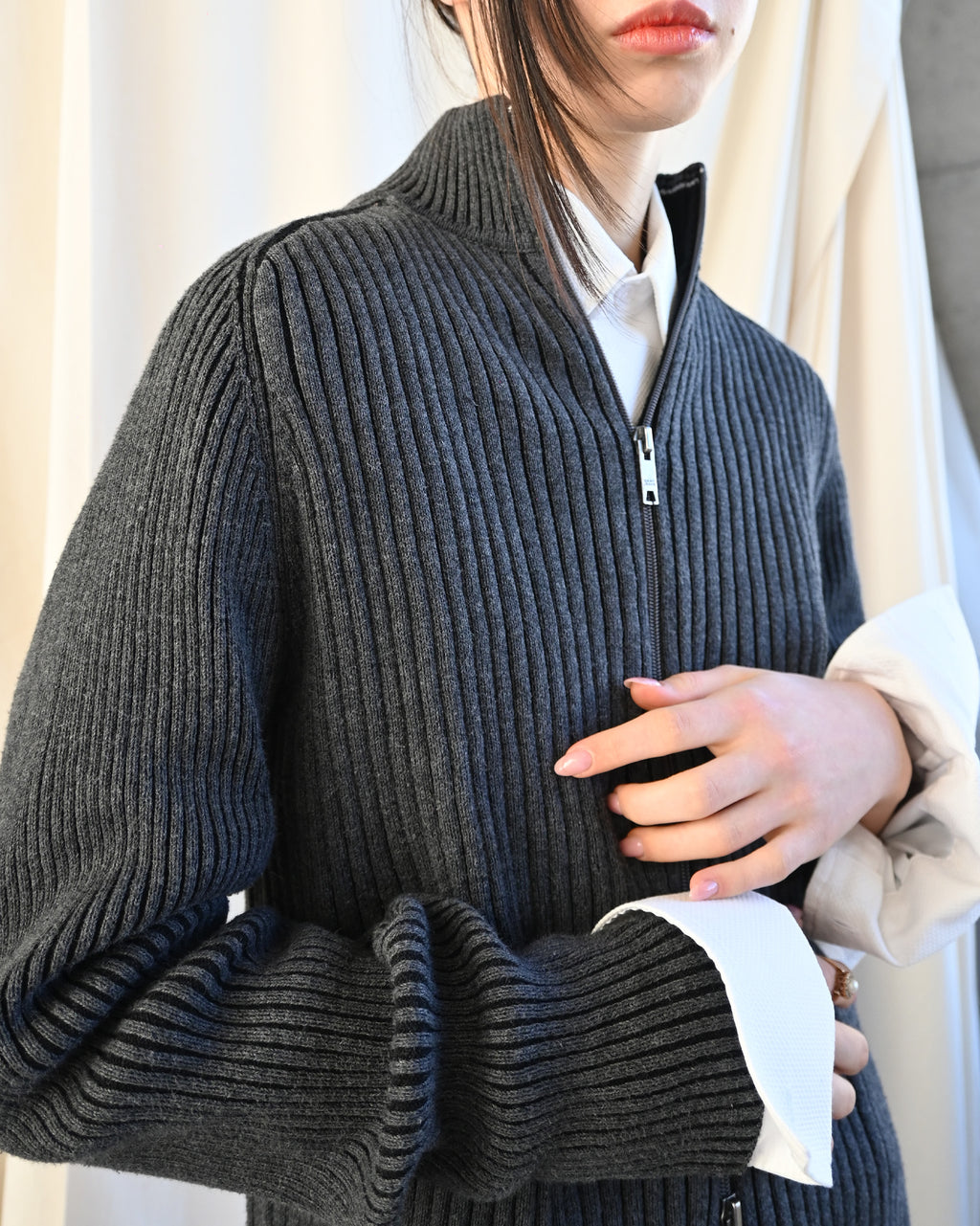 Ribbed Zip-Up Gray Sweater - DKNY