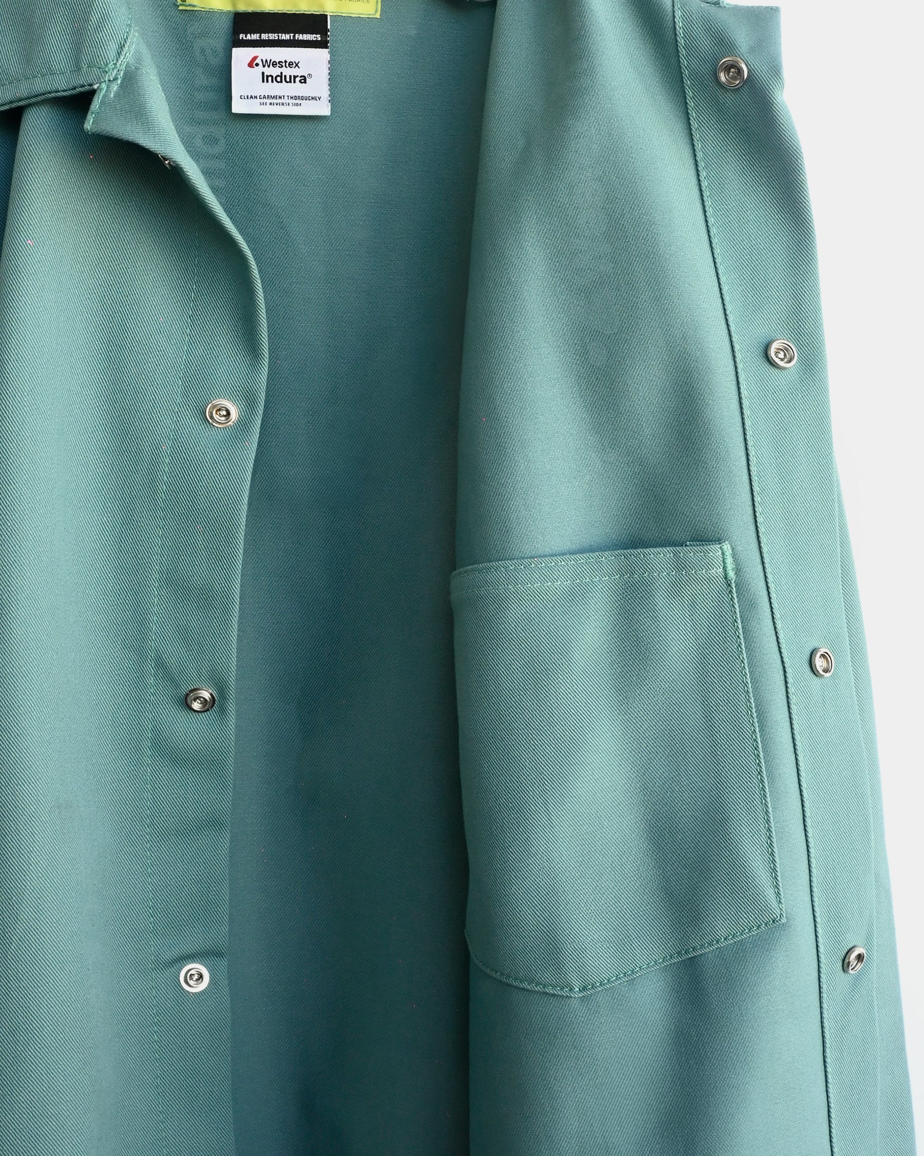 UNIVERSAL Snap Button L/S Shirt